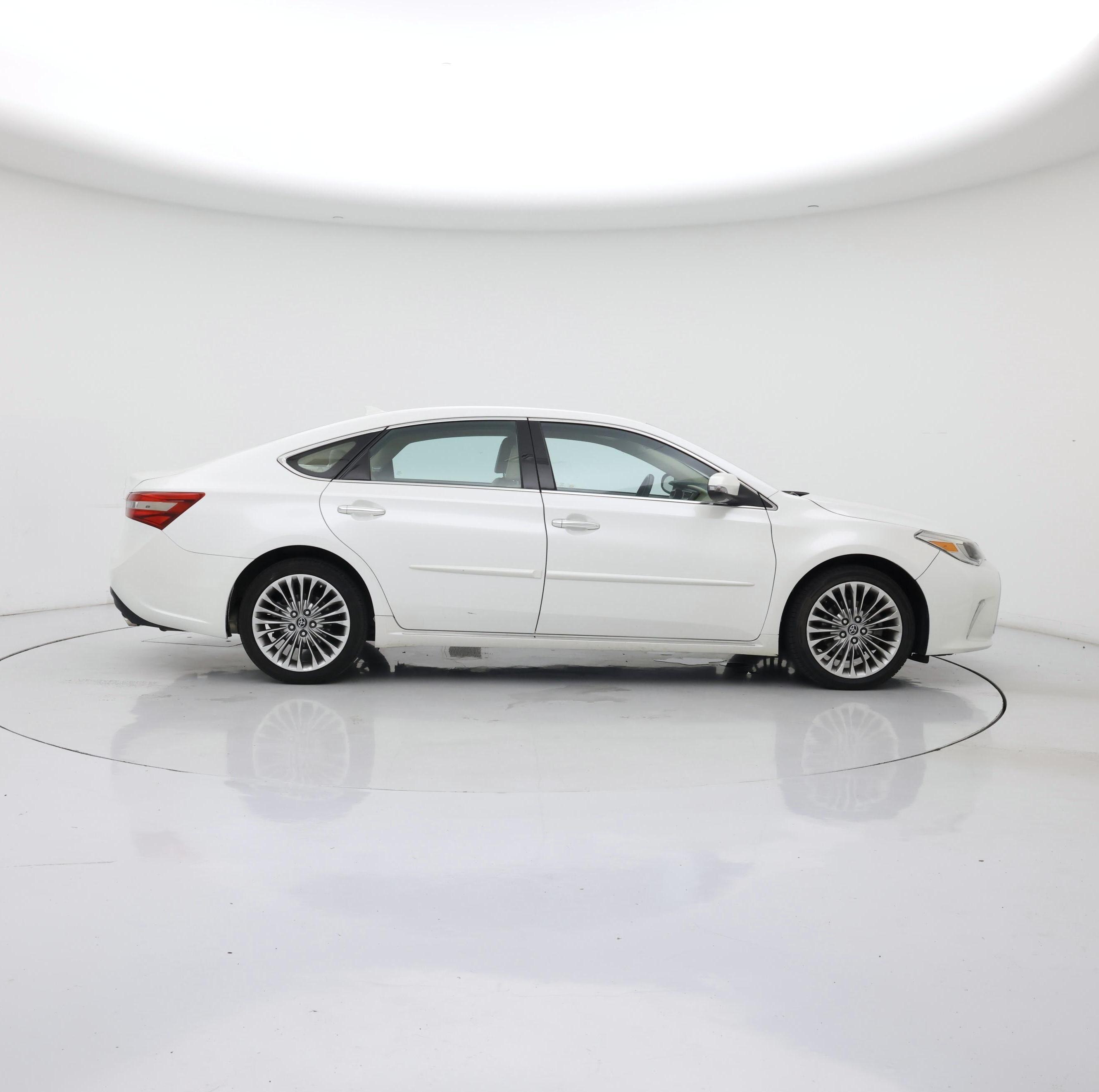 Thumbnail: 2016 Toyota Avalon - 7
