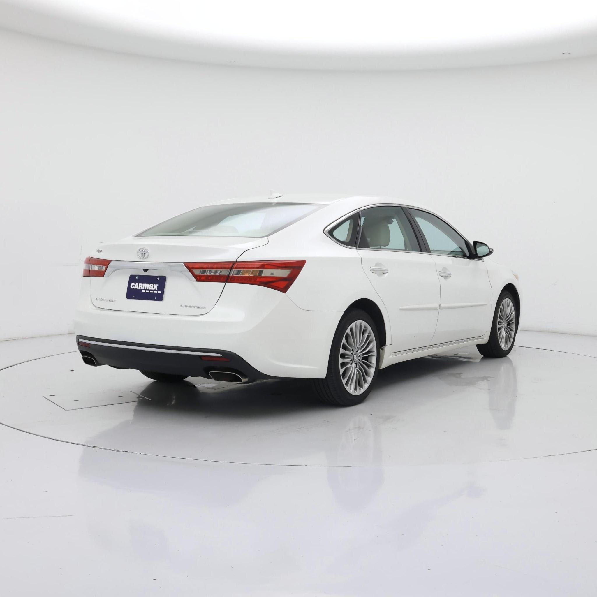 Thumbnail: 2016 Toyota Avalon - 8