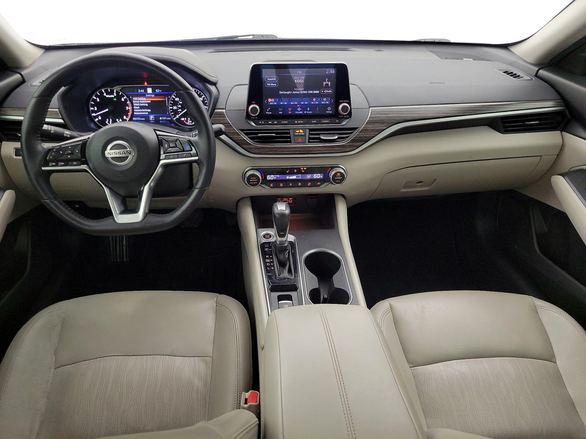 Thumbnail: 2019 Nissan Altima - 9