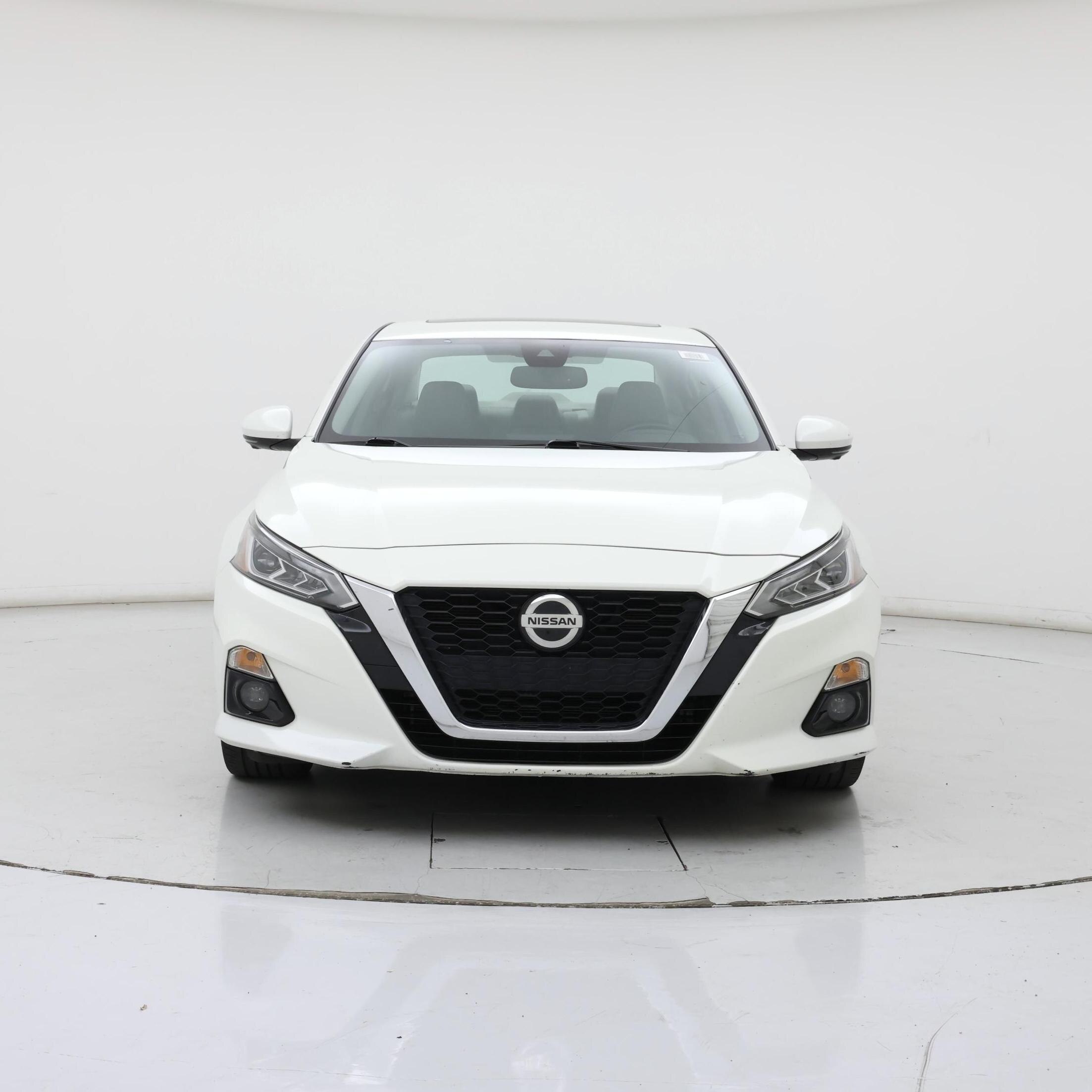 Thumbnail: 2019 Nissan Altima - 5