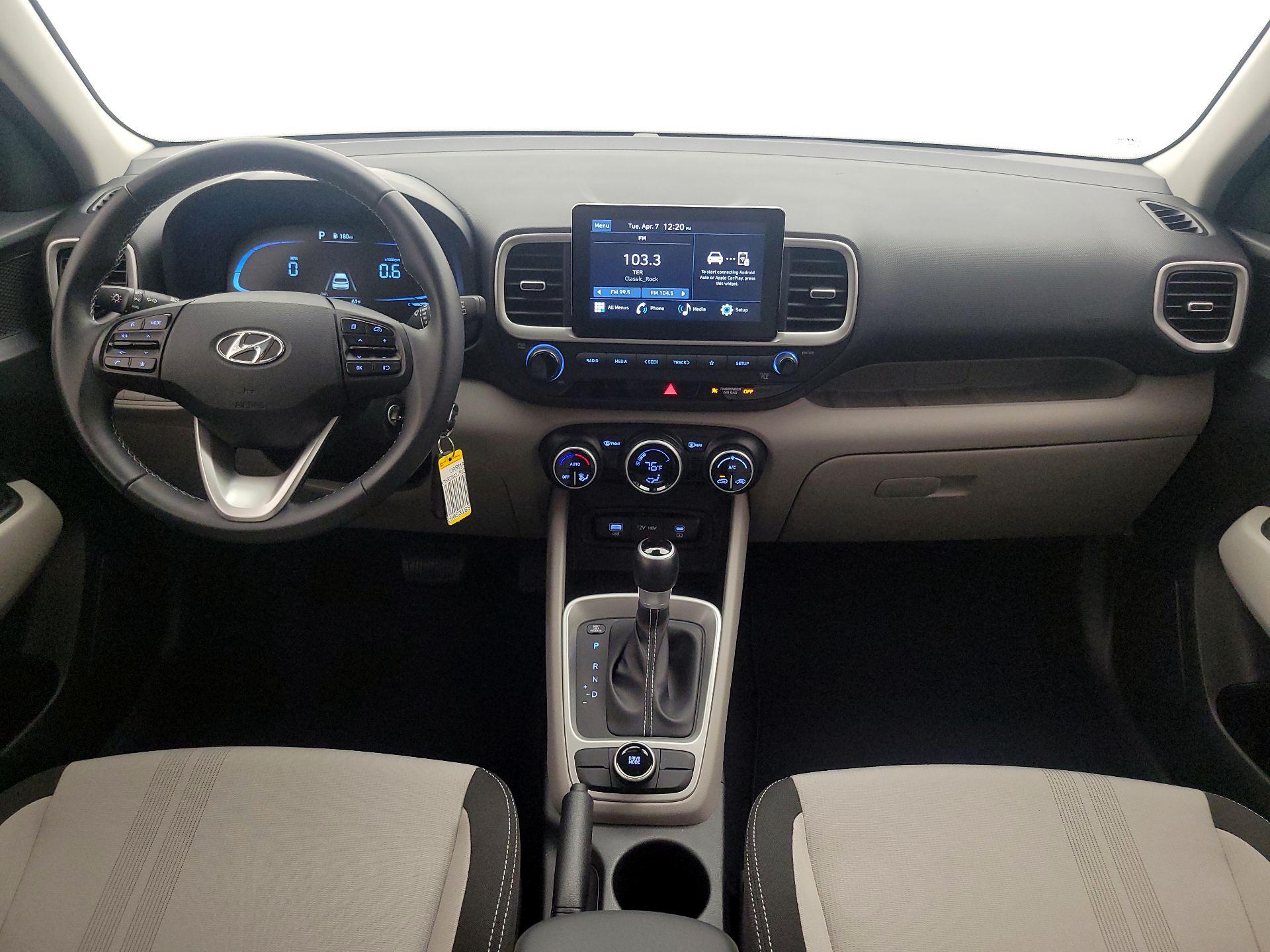 Thumbnail: 2023 Hyundai Venue - 9