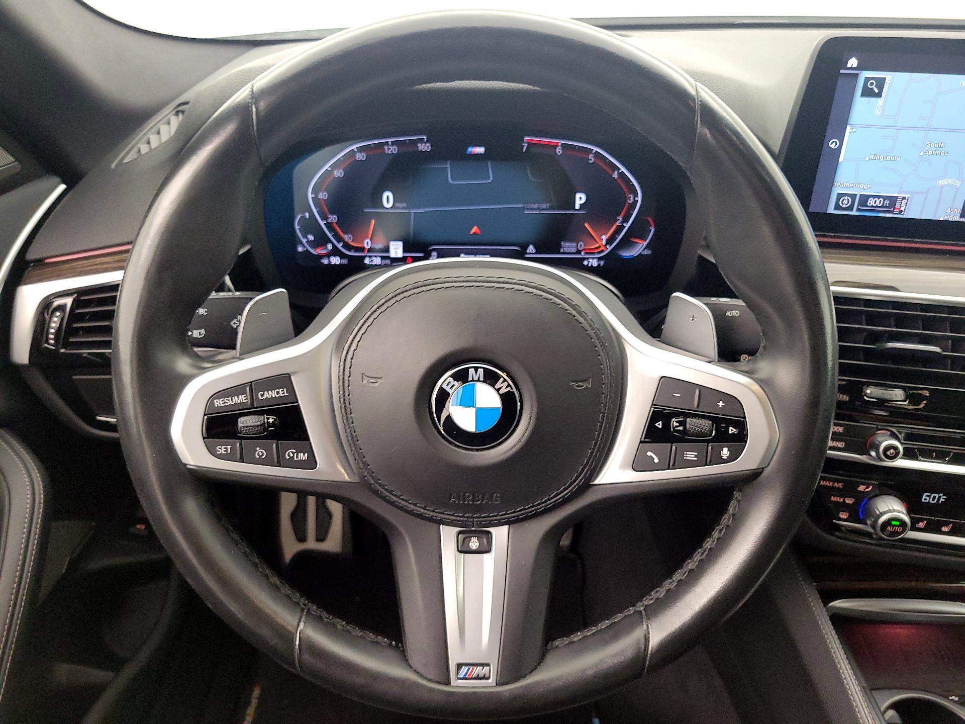 Thumbnail: 2021 BMW 5 Series - 10