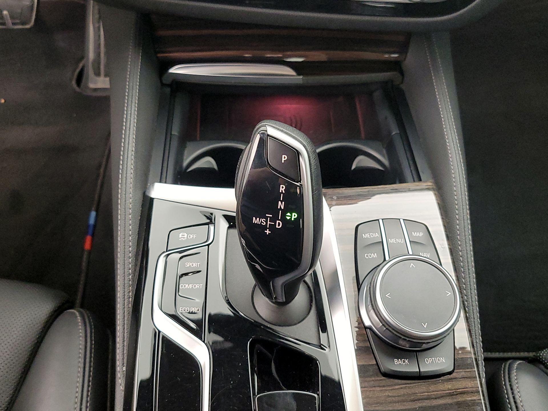 Thumbnail: 2021 BMW 5 Series - 18