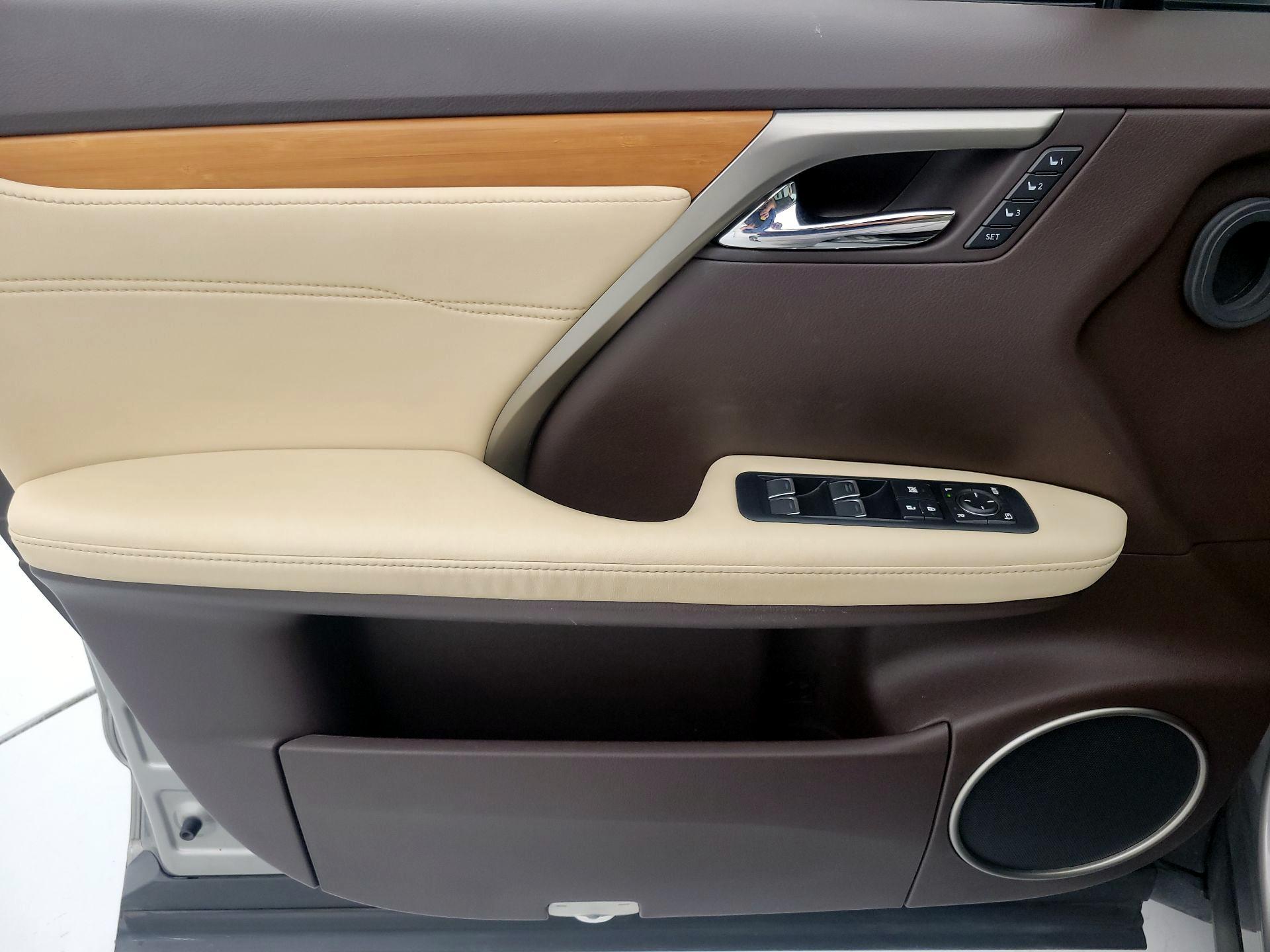 Thumbnail: 2017 Lexus RX - 12