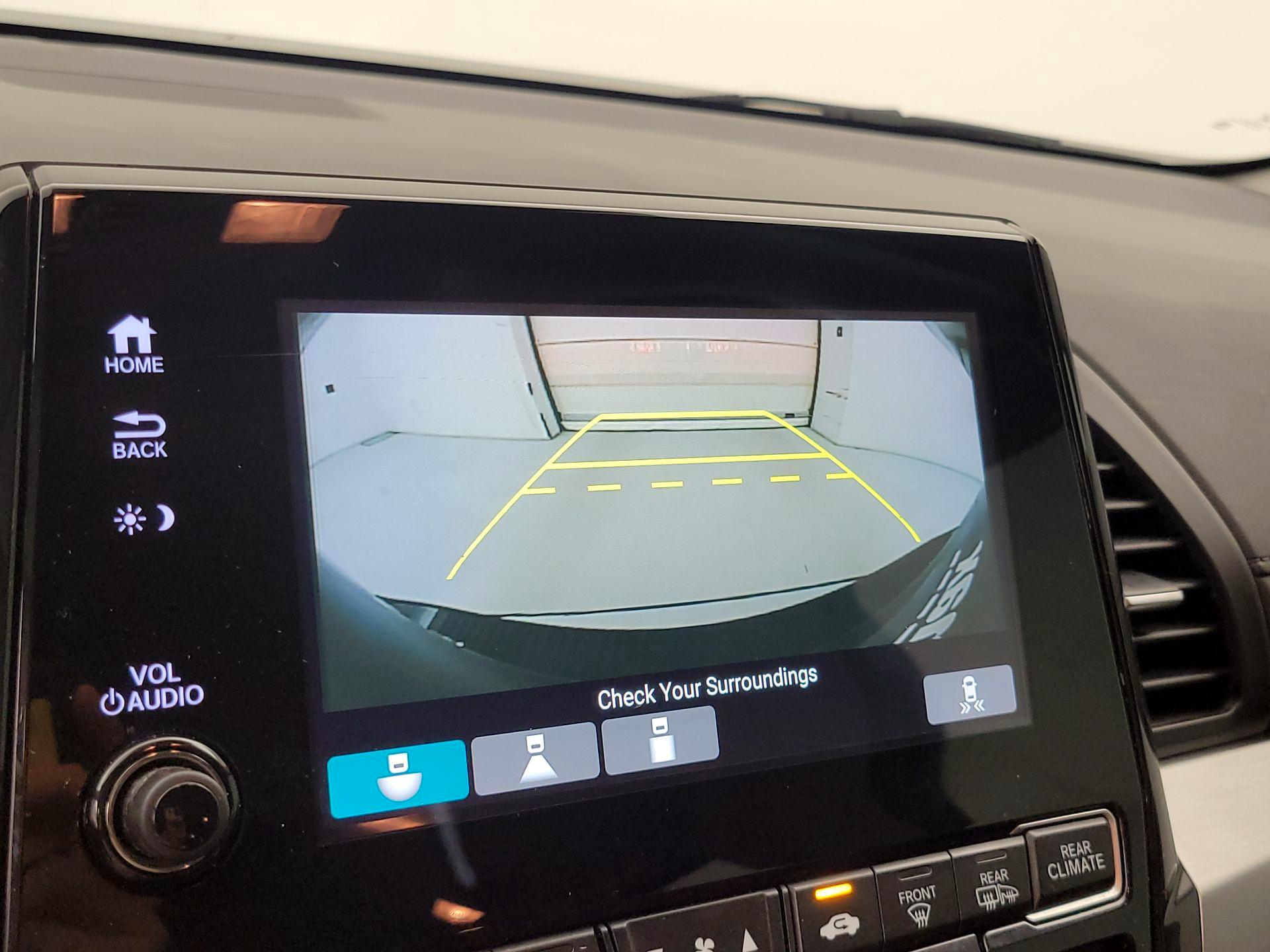 Thumbnail: 2019 Honda Odyssey - 14