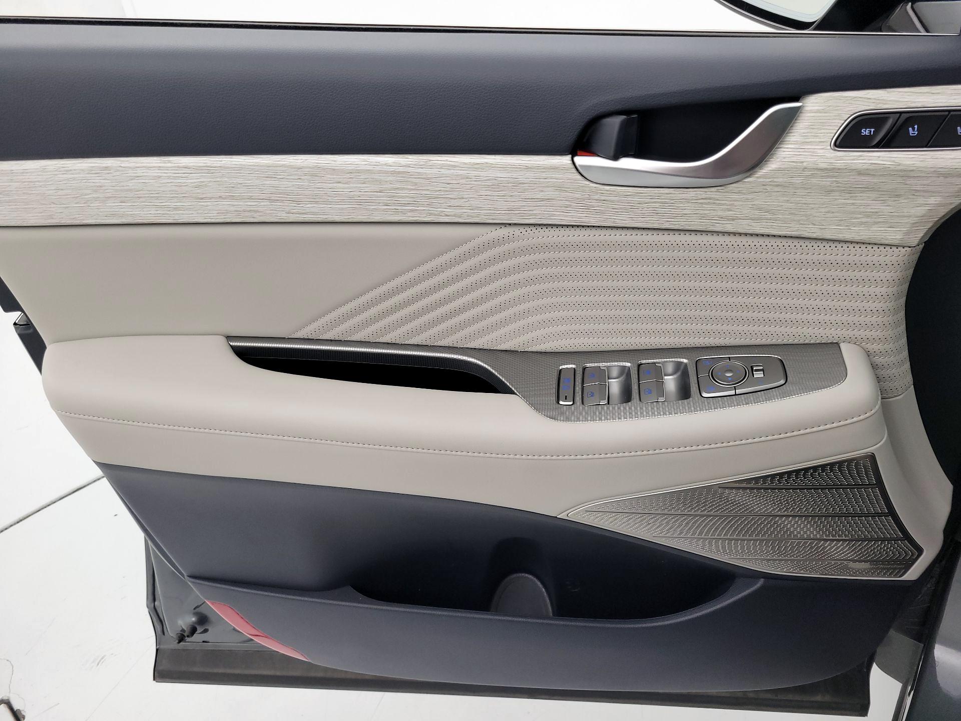 Thumbnail: 2025 Hyundai Palisade - 12