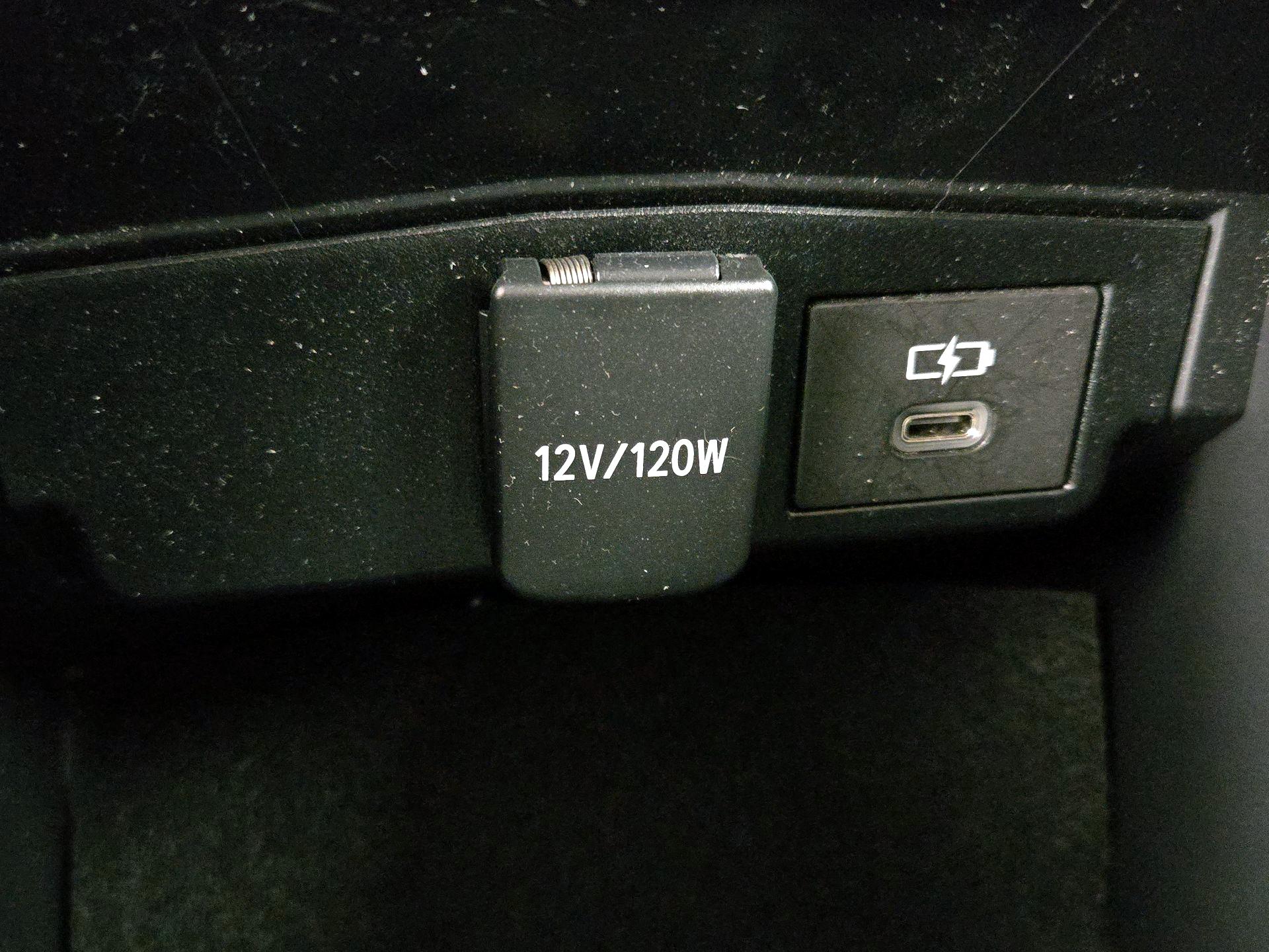 Thumbnail: 2024 Toyota Corolla - 18