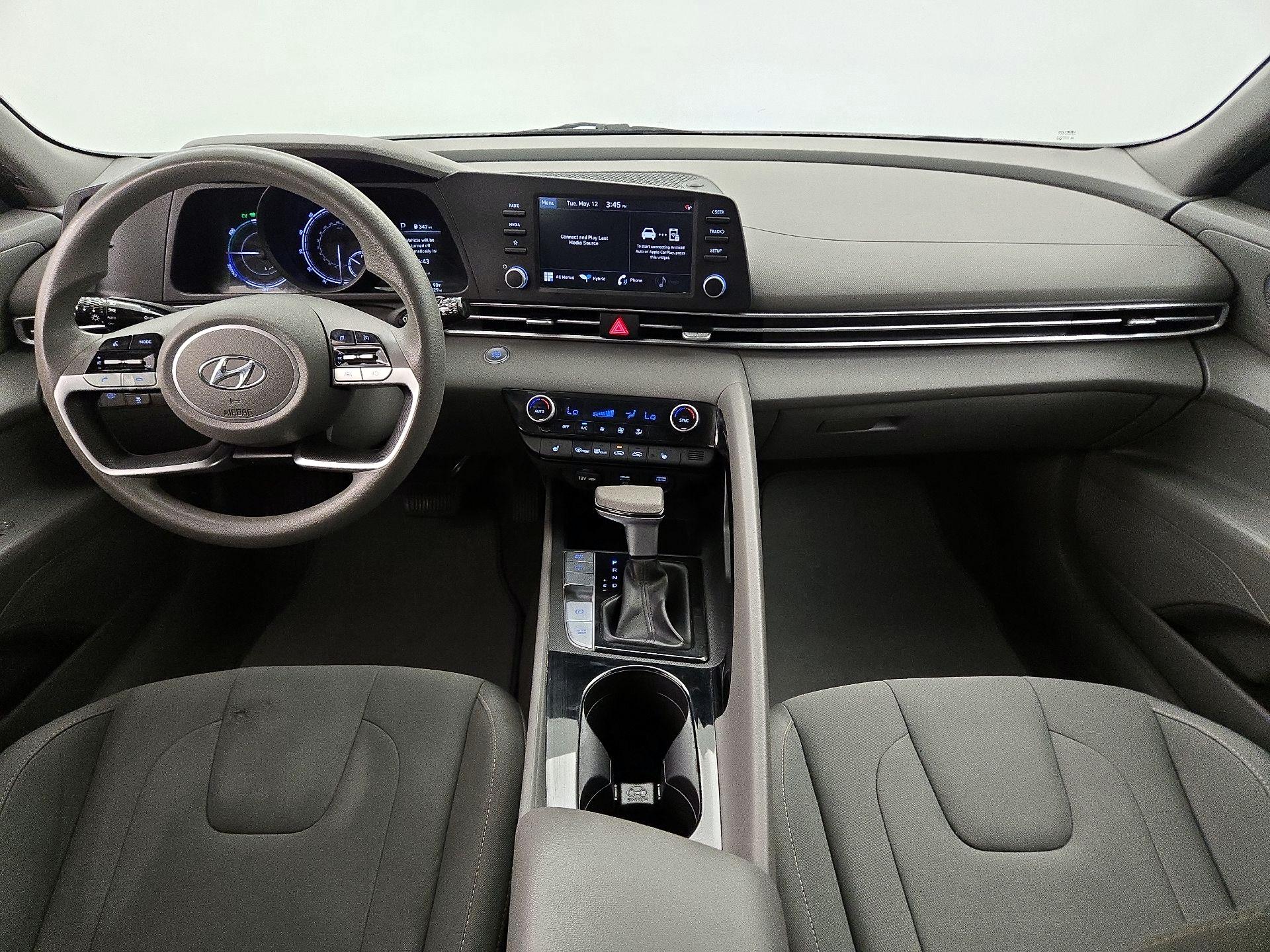 Thumbnail: 2023 Hyundai Elantra - 9