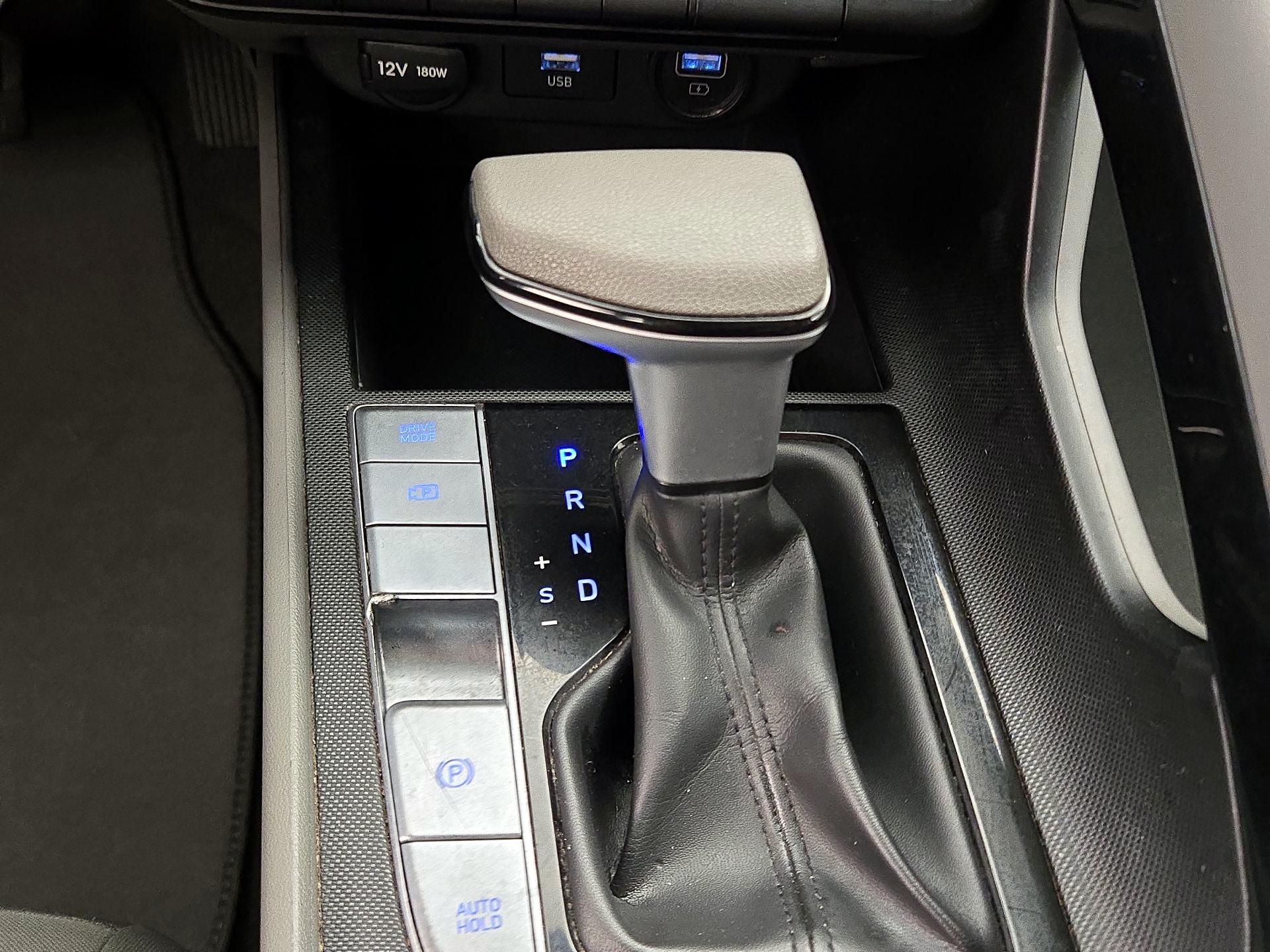 Thumbnail: 2023 Hyundai Elantra - 17
