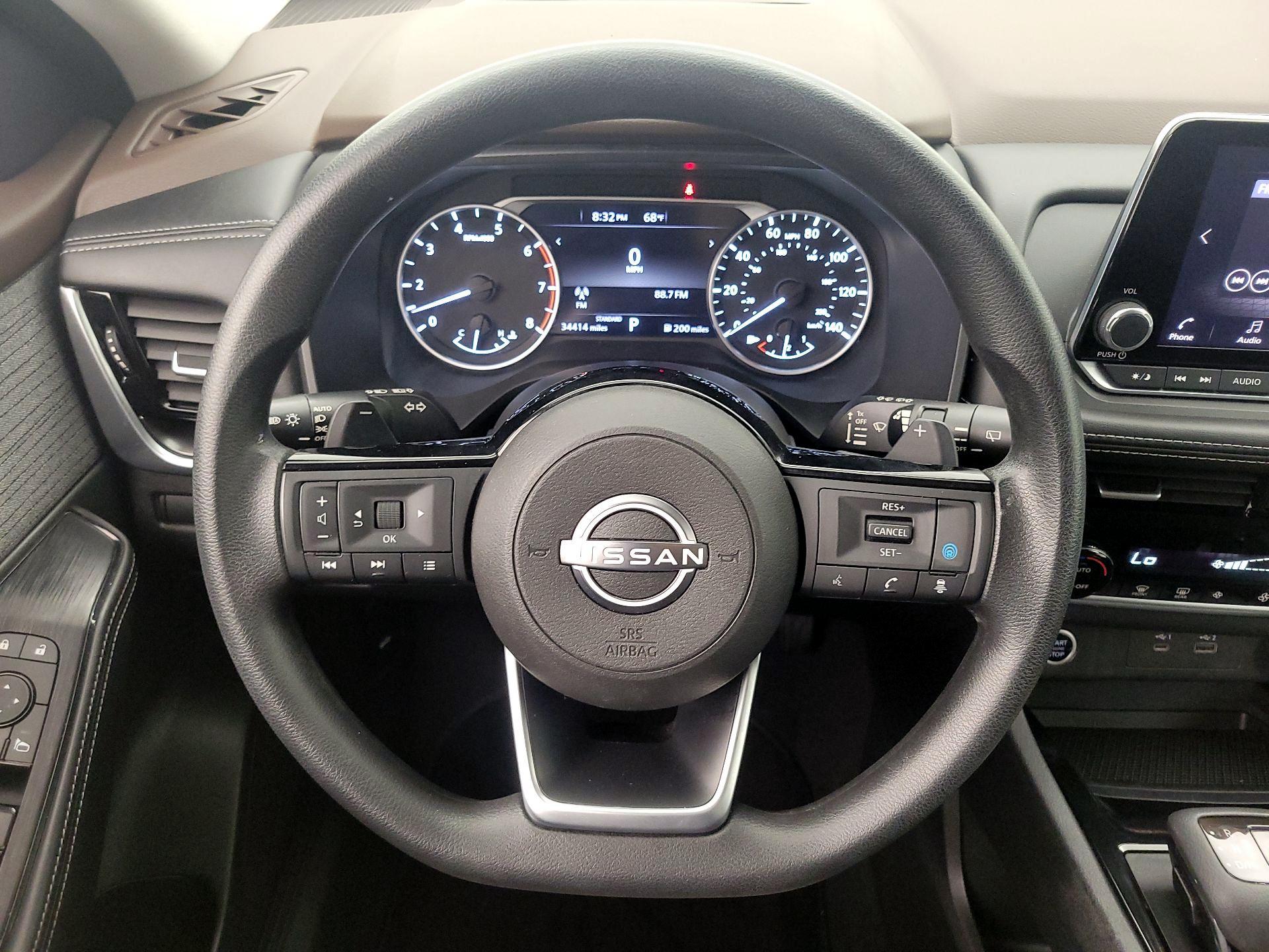 Thumbnail: 2022 Nissan Rogue - 10