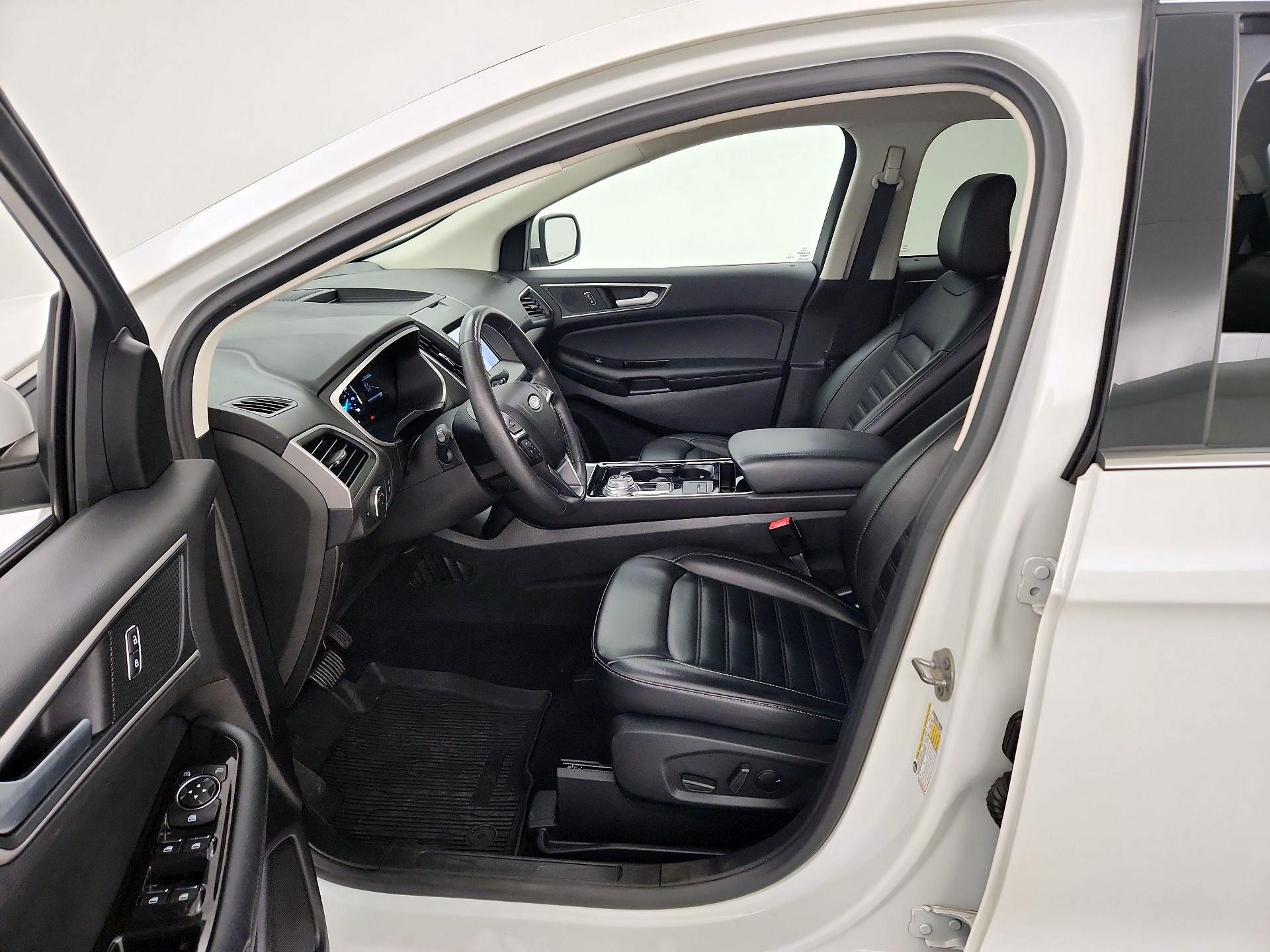 Thumbnail: 2020 Ford Edge - 11