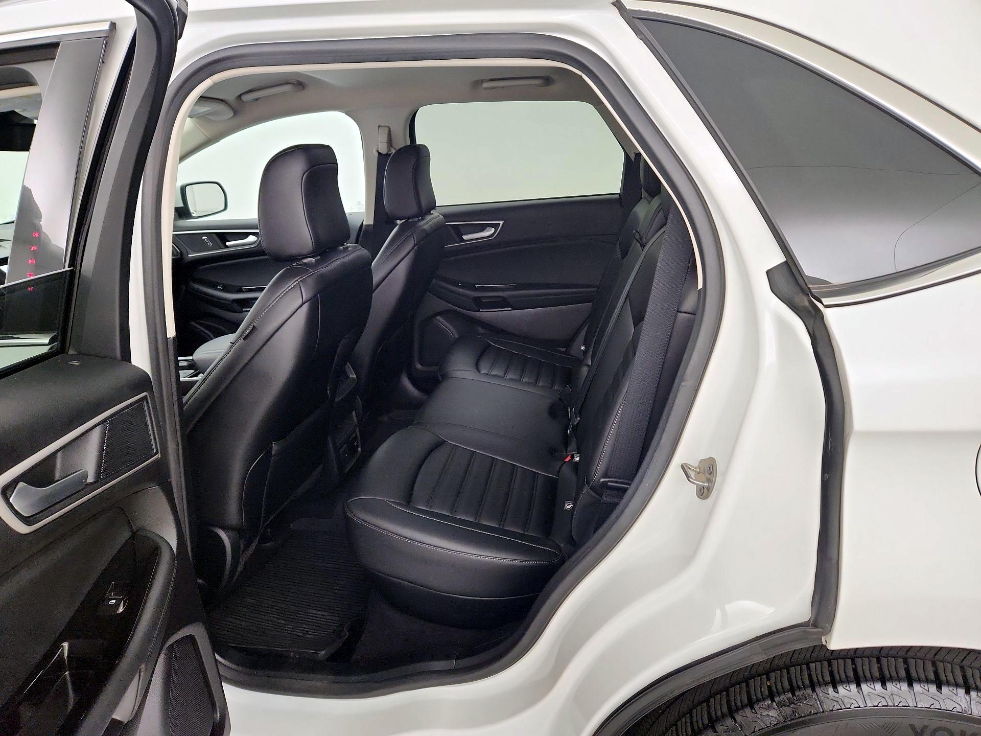 Thumbnail: 2020 Ford Edge - 20