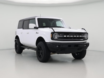 White 2023 Ford Bronco Outer Banks