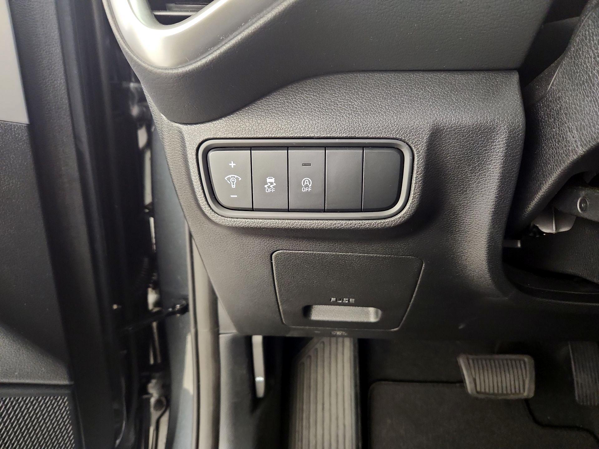 Thumbnail: 2023 Kia Soul - 13