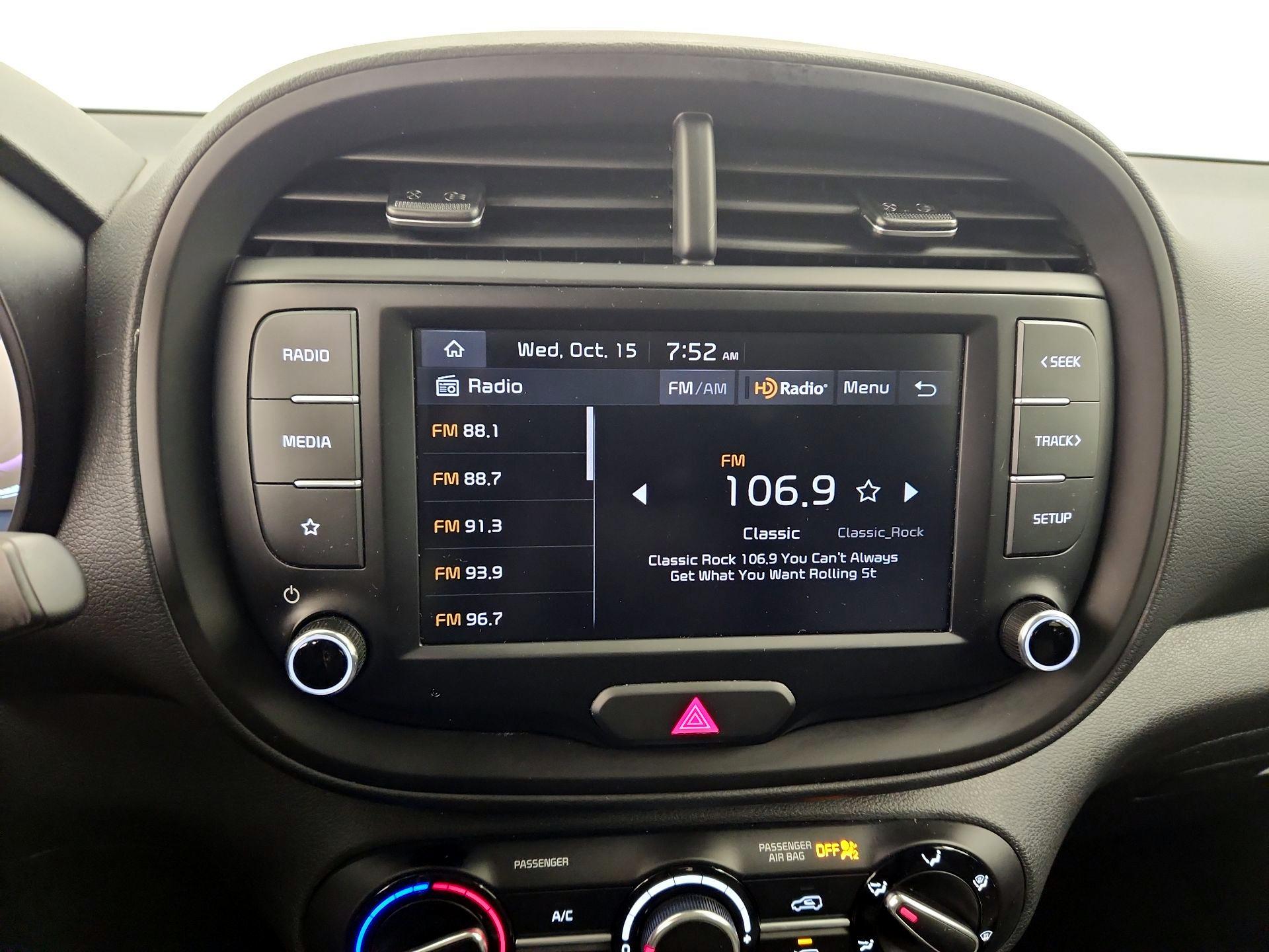 Thumbnail: 2023 Kia Soul - 15