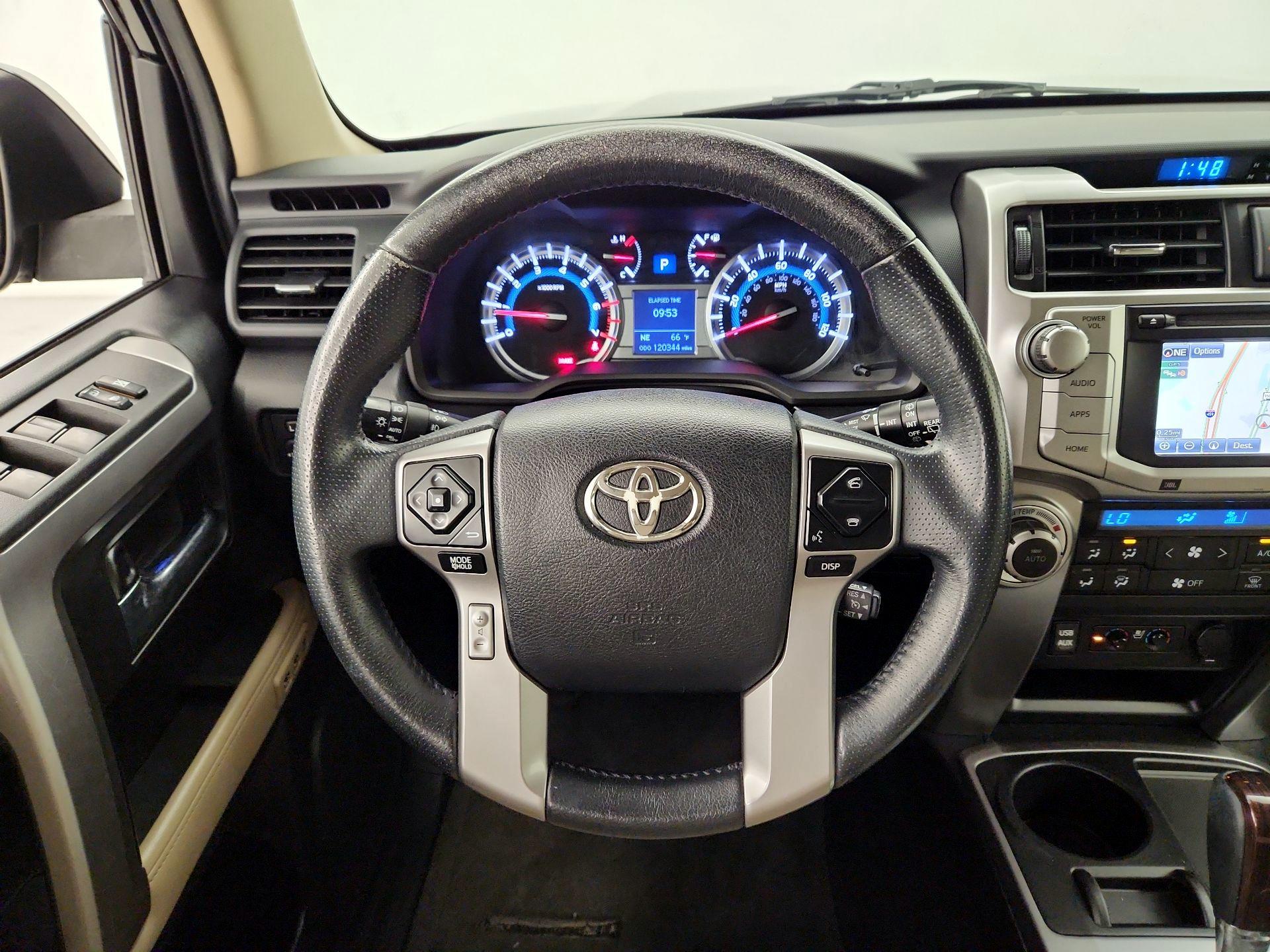 Thumbnail: 2016 Toyota 4Runner - 10