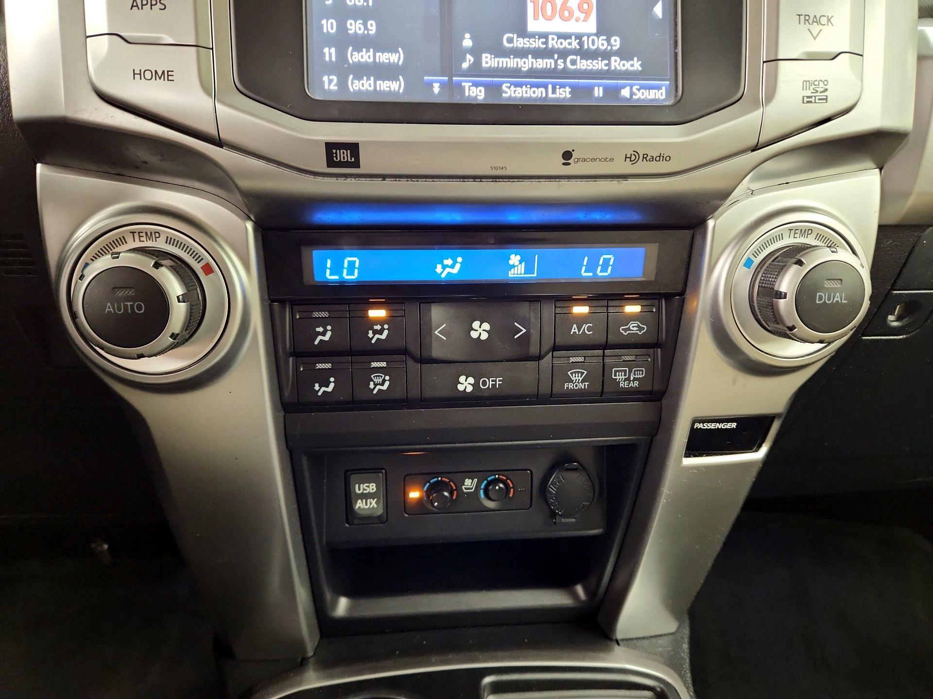 Thumbnail: 2016 Toyota 4Runner - 17