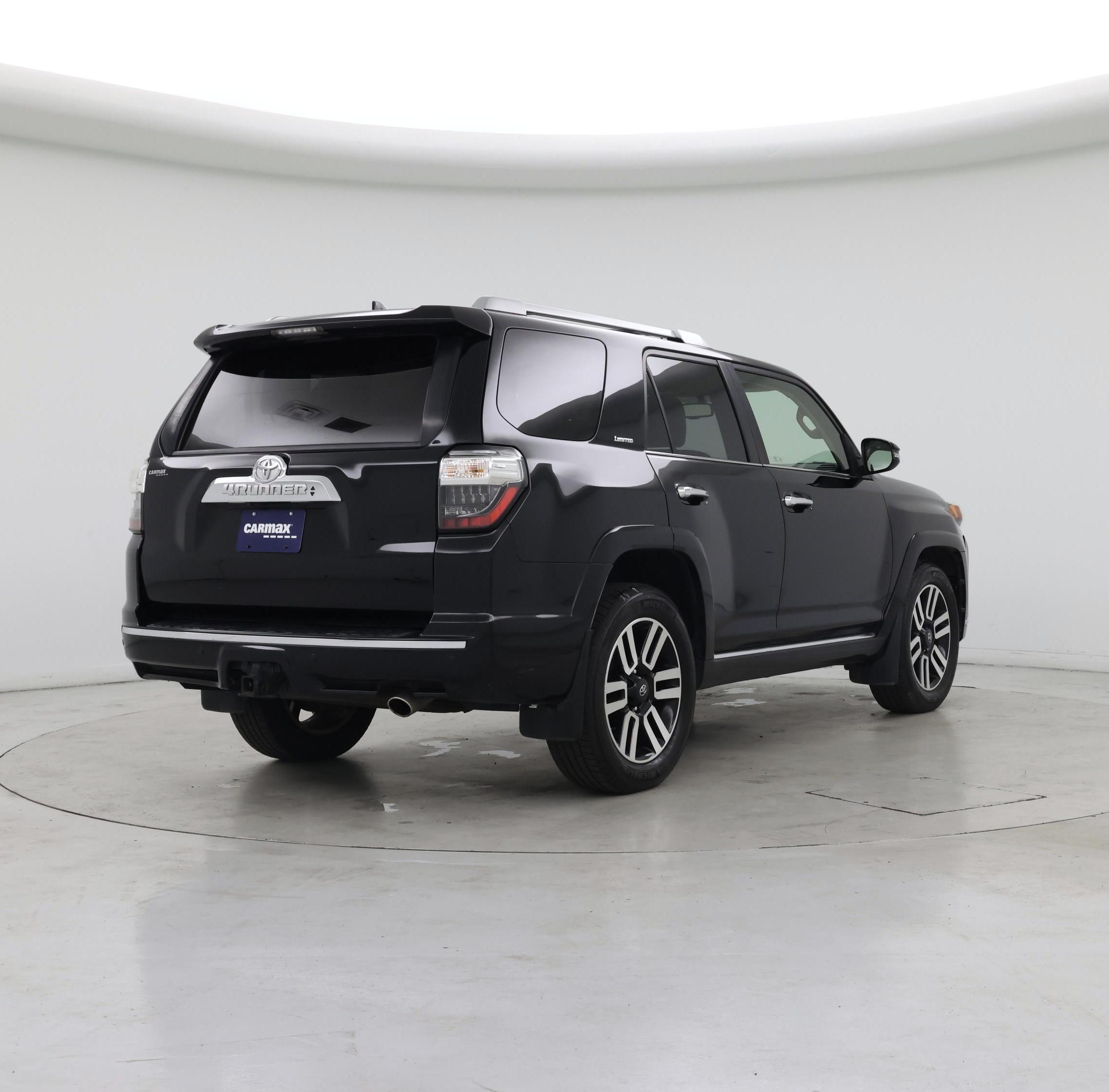 Thumbnail: 2016 Toyota 4Runner - 8