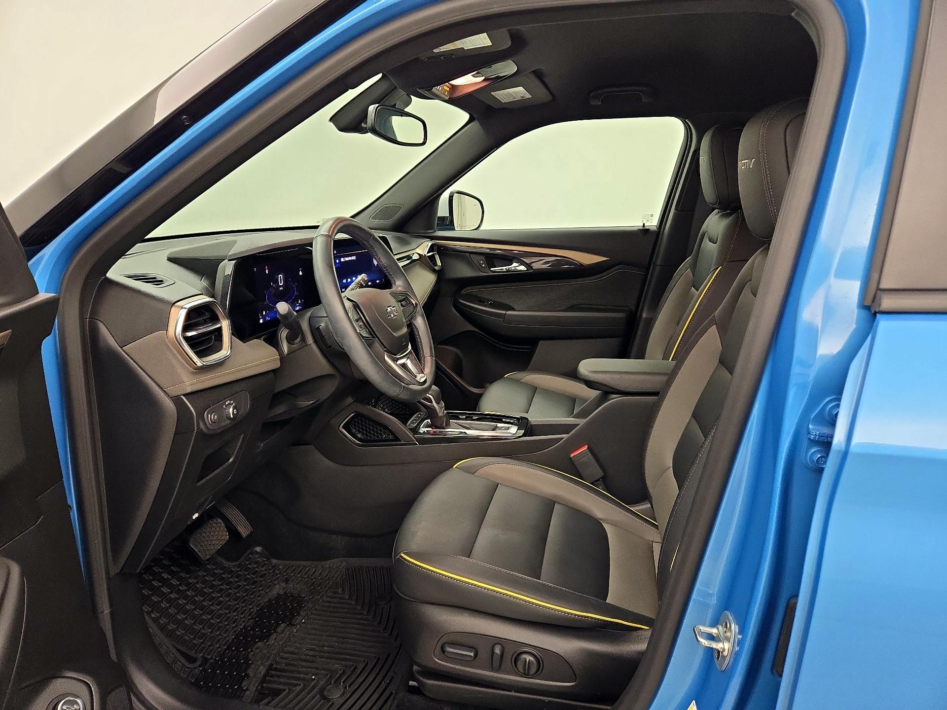 Thumbnail: 2025 Chevrolet TrailBlazer - 11