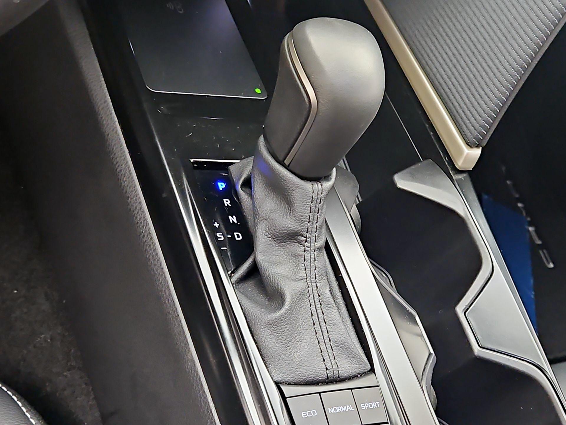 Thumbnail: 2025 Toyota Camry - 17