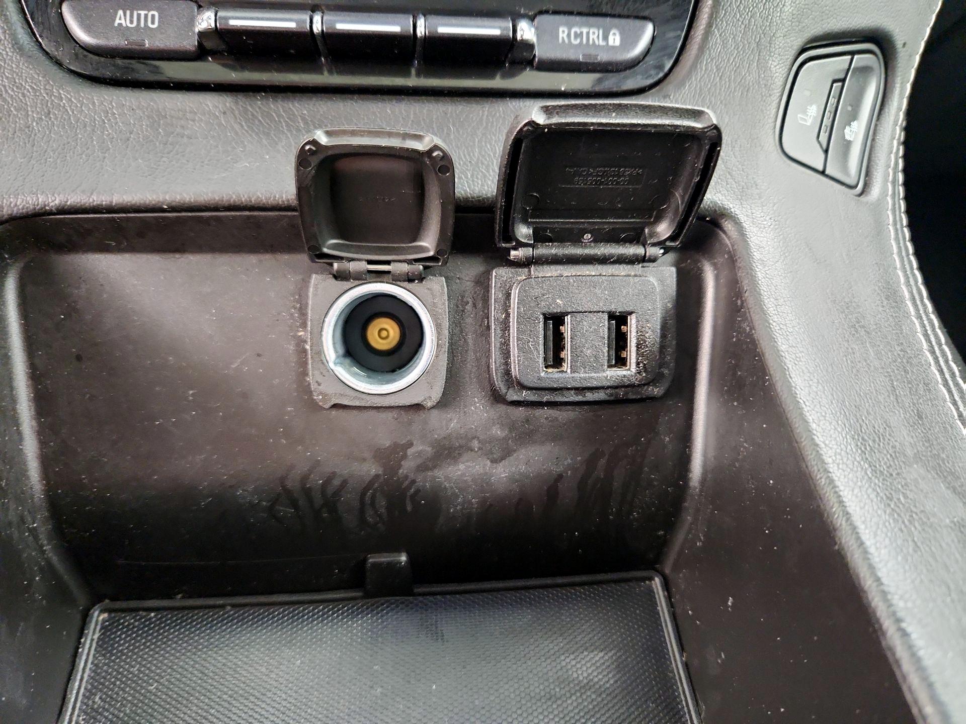 Thumbnail: 2019 Chevrolet Suburban - 19