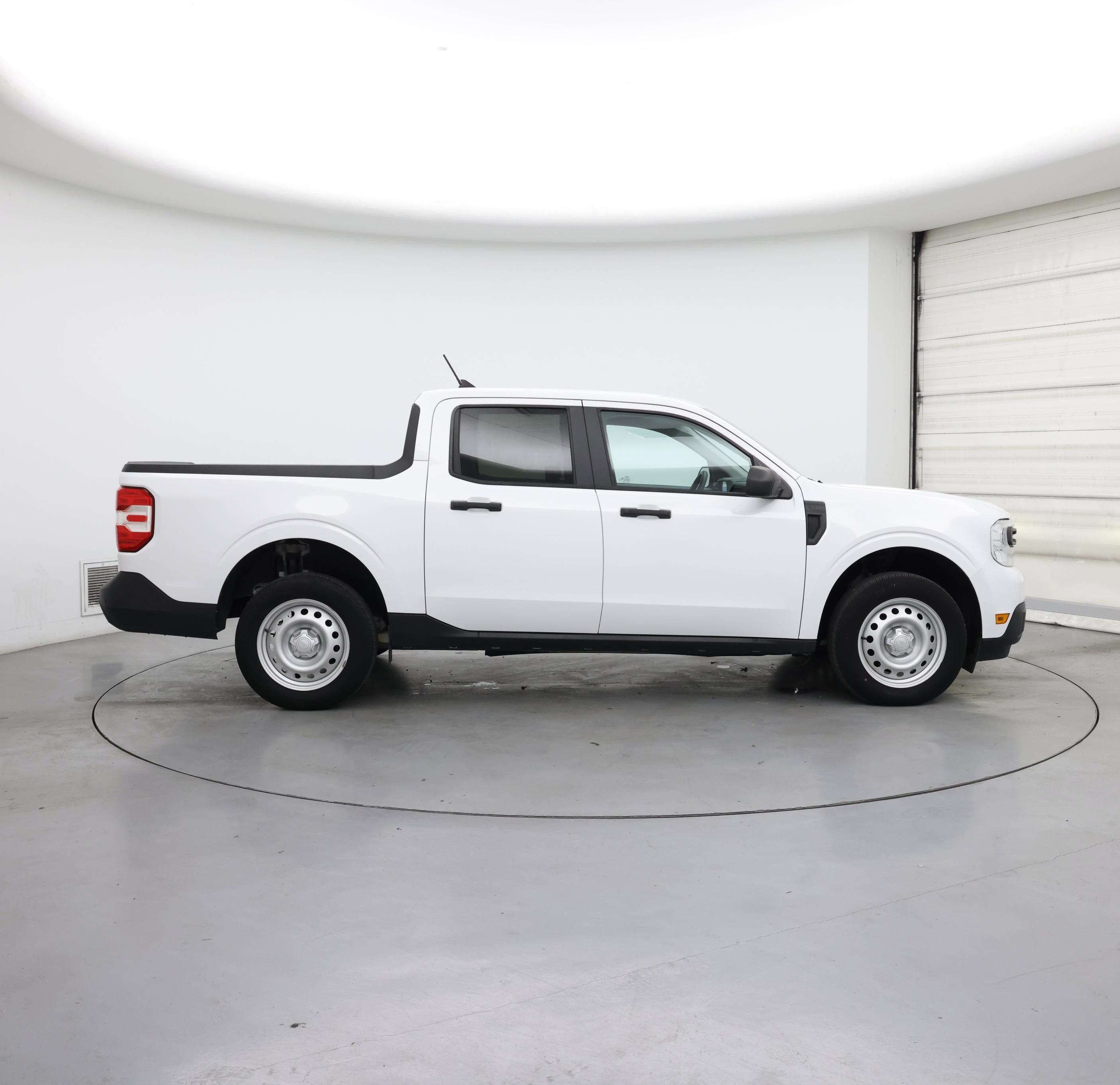 Thumbnail: 2022 Ford Maverick - 7