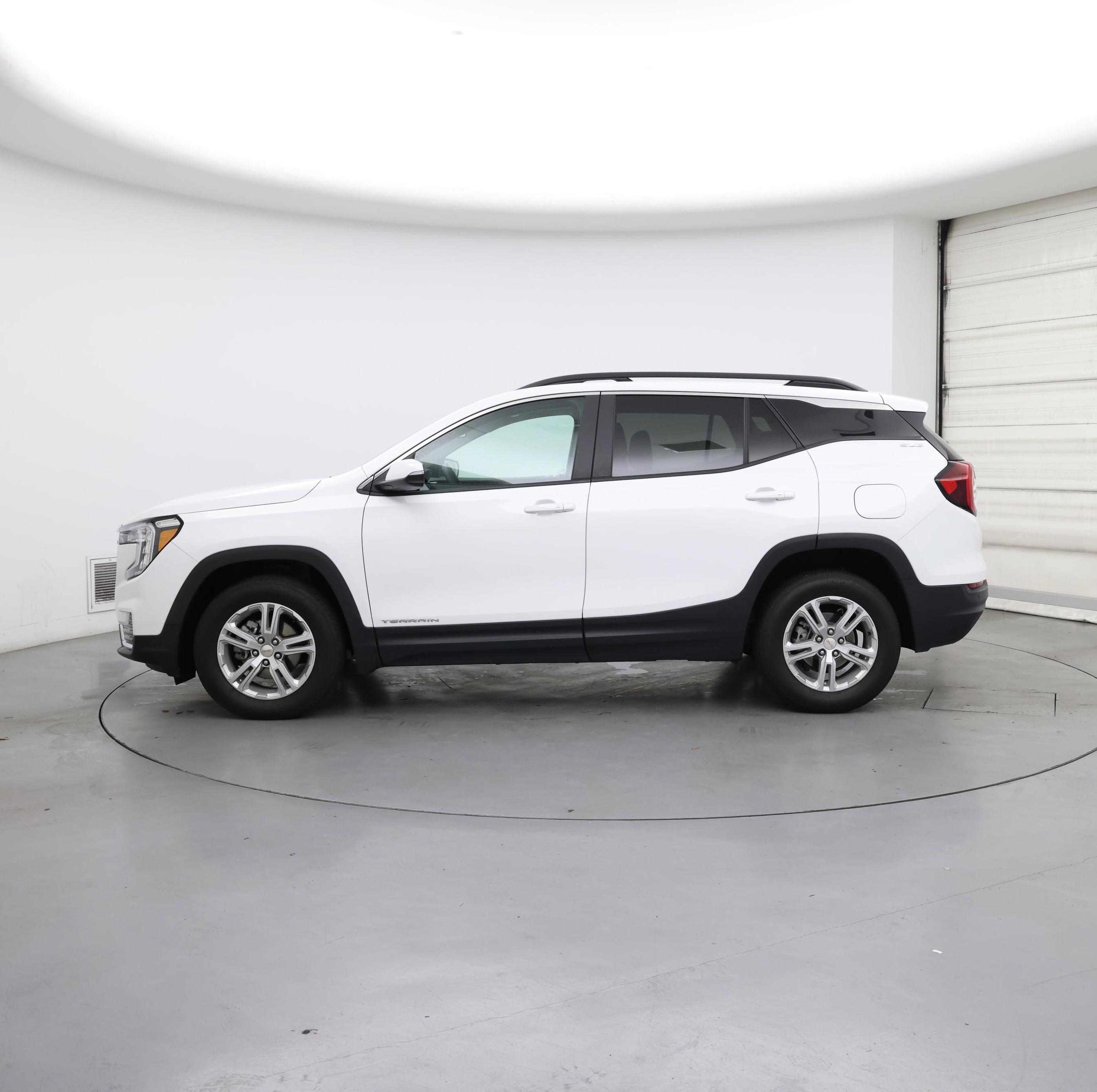 Thumbnail: 2023 GMC Terrain - 3