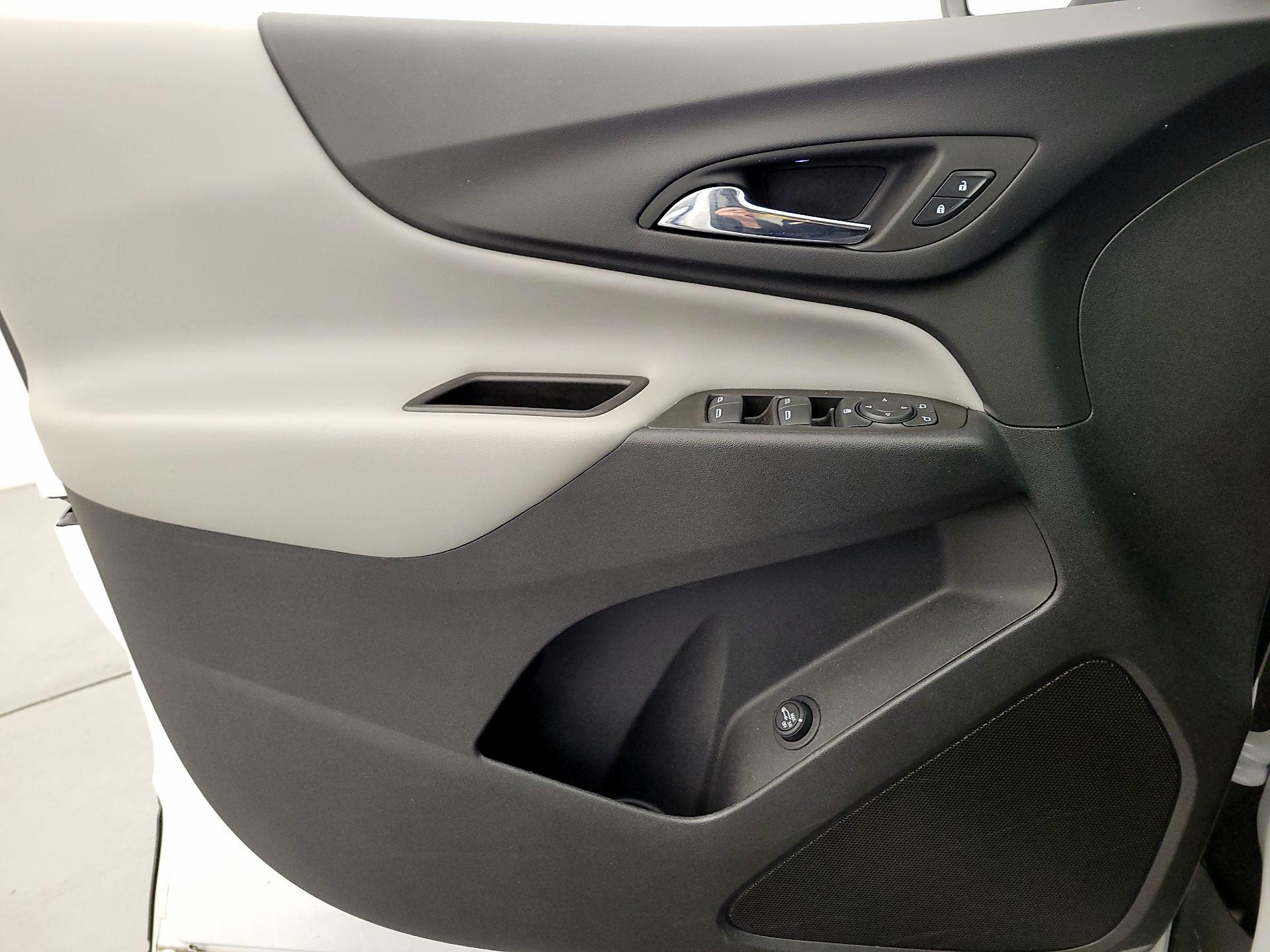 Thumbnail: 2023 Chevrolet Equinox - 12