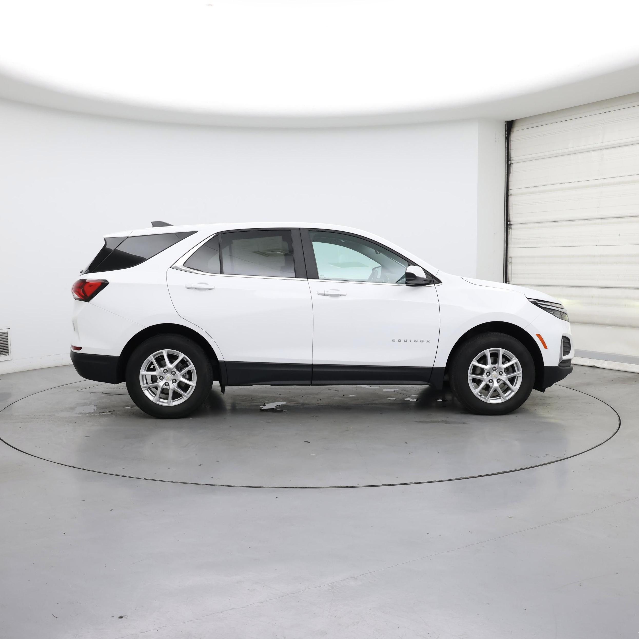 Thumbnail: 2023 Chevrolet Equinox - 7