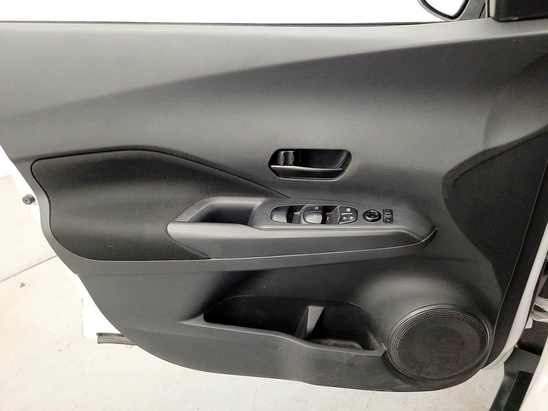 Thumbnail: 2022 Nissan Kicks - 12