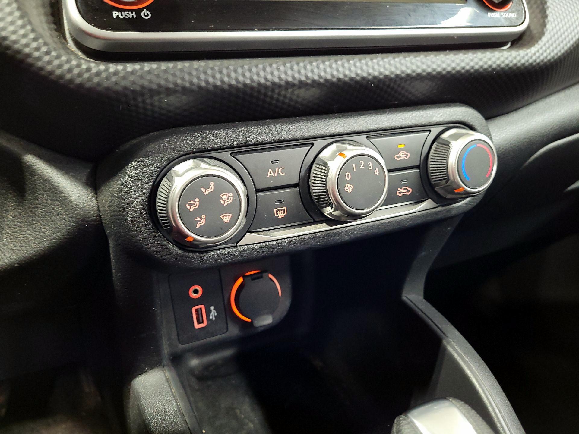 Thumbnail: 2022 Nissan Kicks - 16