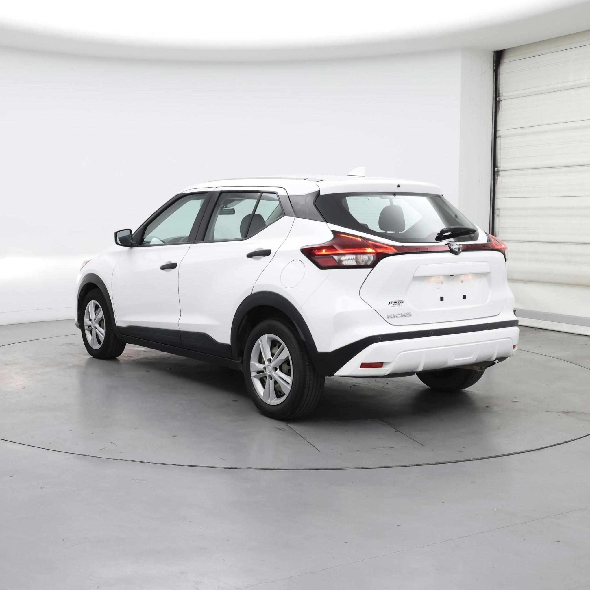 Thumbnail: 2022 Nissan Kicks - 2