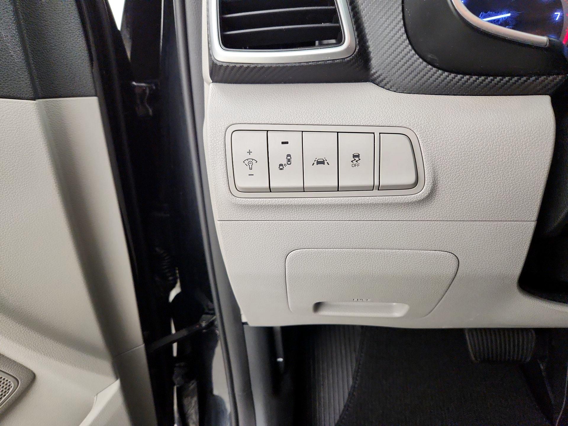 Thumbnail: 2020 Hyundai Tucson - 13