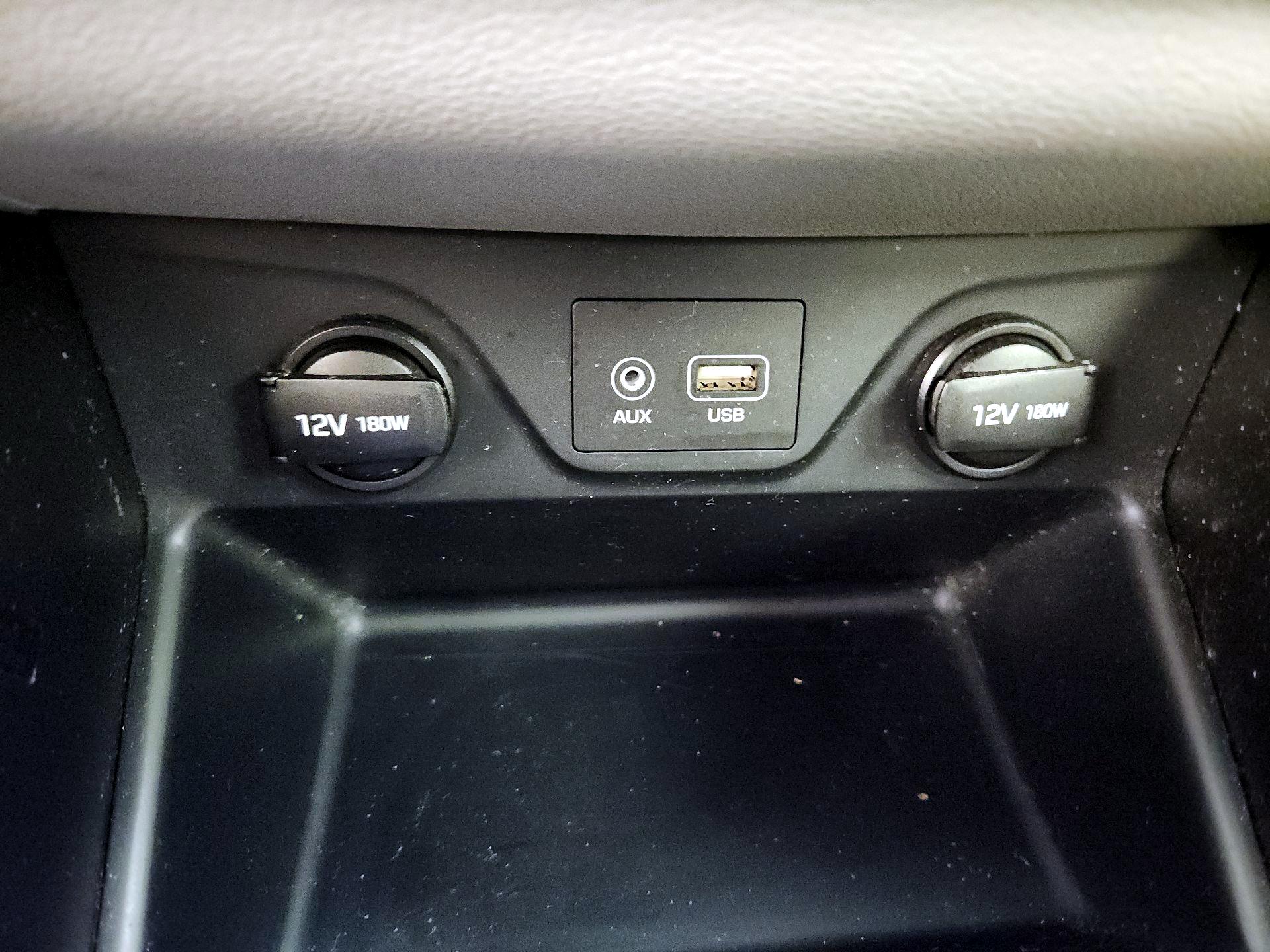 Thumbnail: 2020 Hyundai Tucson - 18