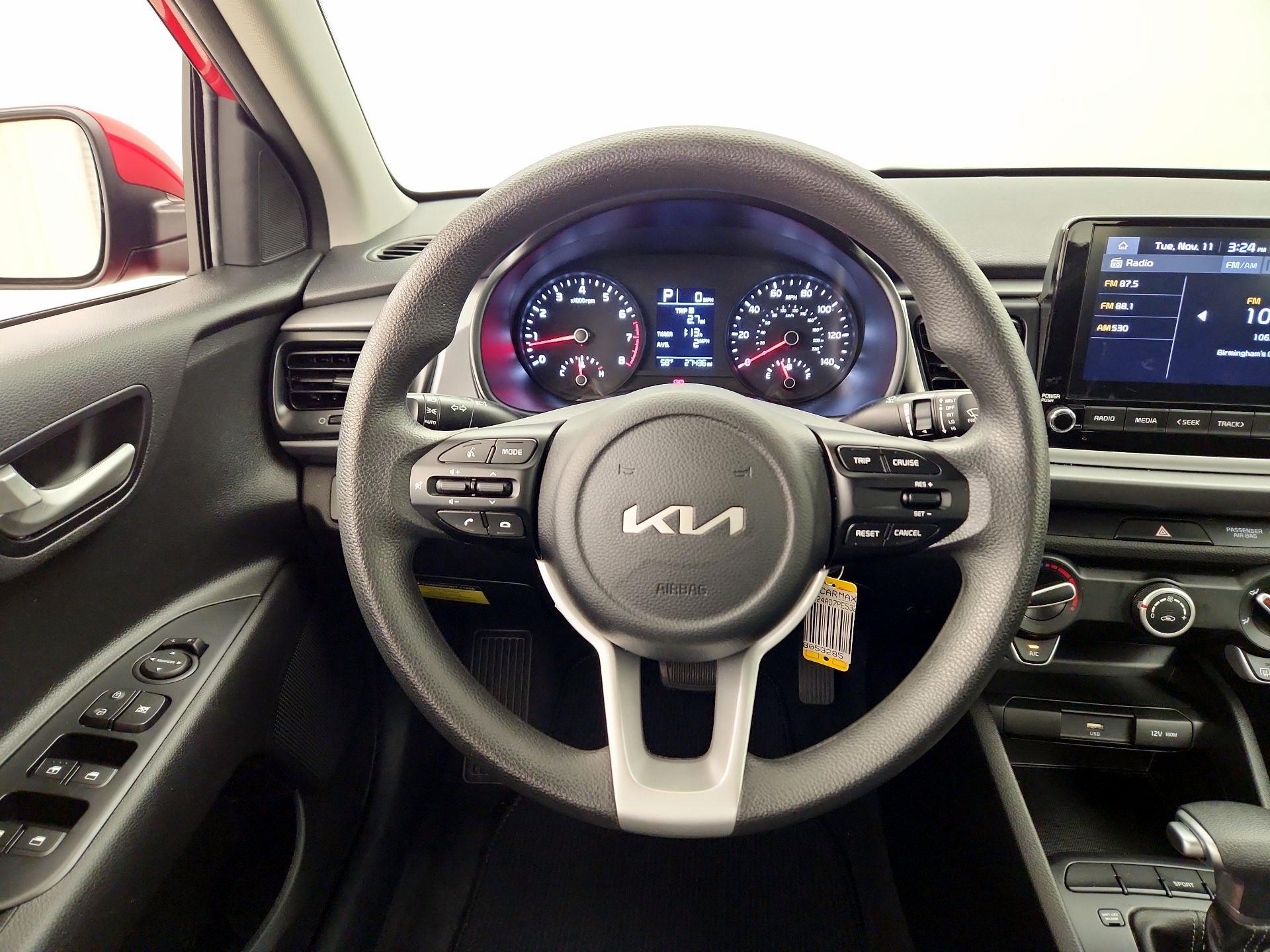 Thumbnail: 2023 Kia Rio - 10