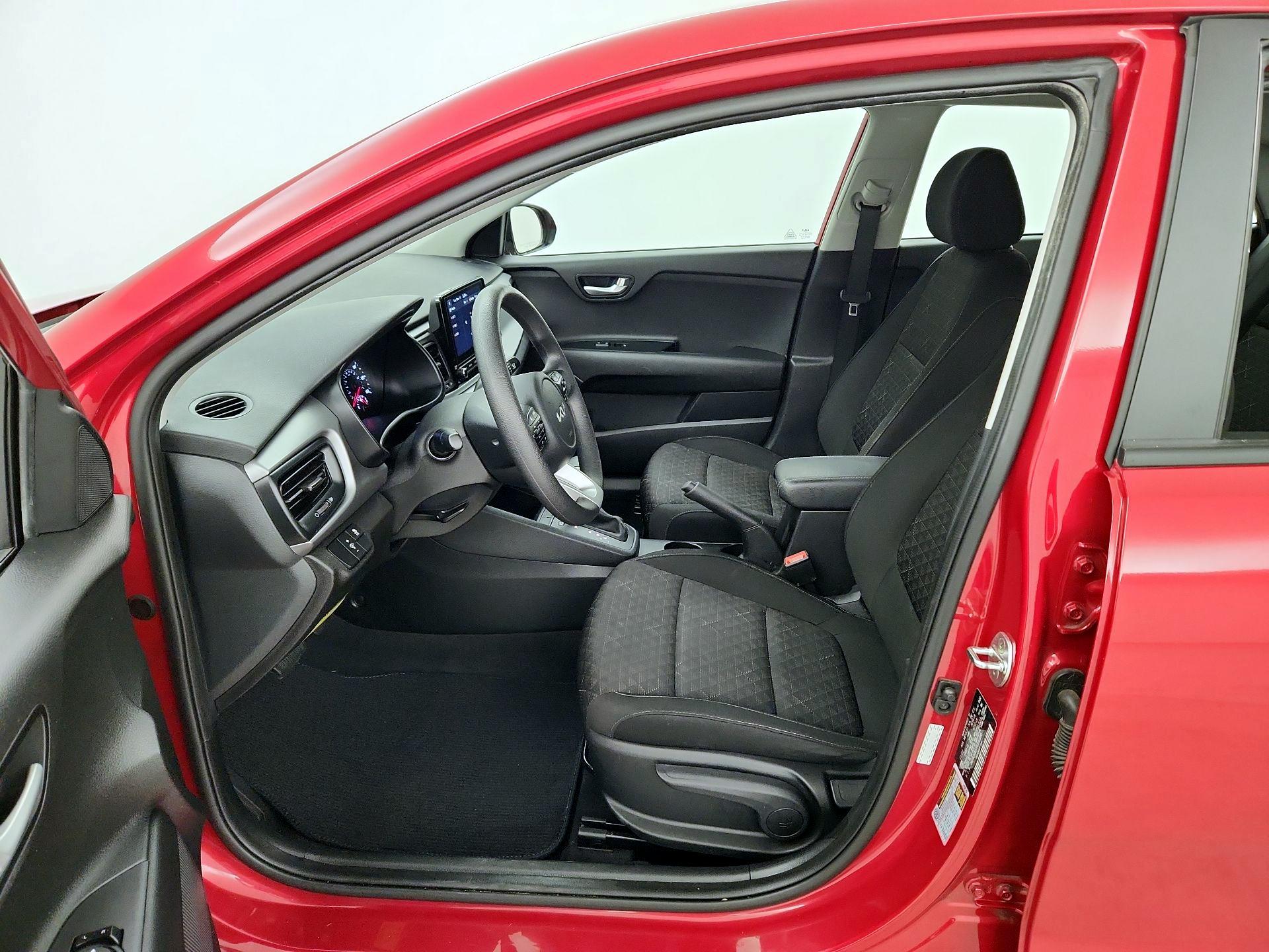 Thumbnail: 2023 Kia Rio - 11