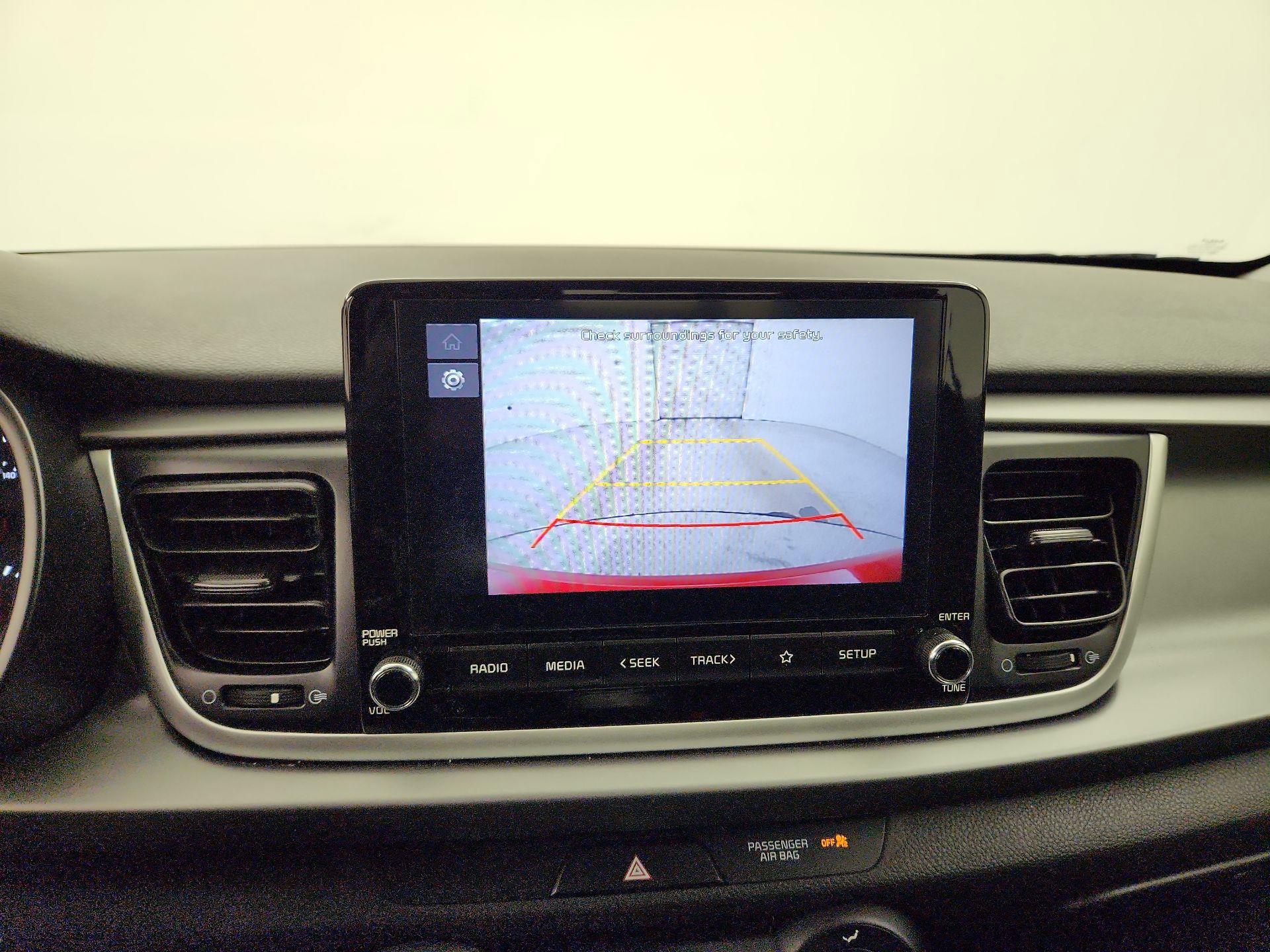 Thumbnail: 2023 Kia Rio - 14