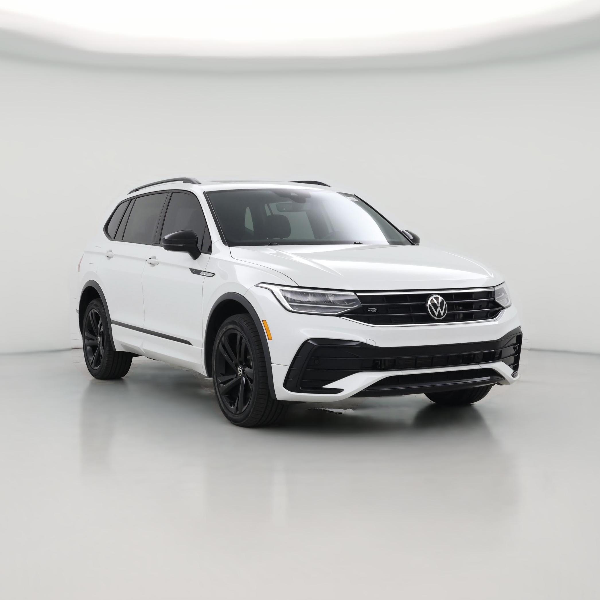 Thumbnail: 2023 Volkswagen Tiguan - 1