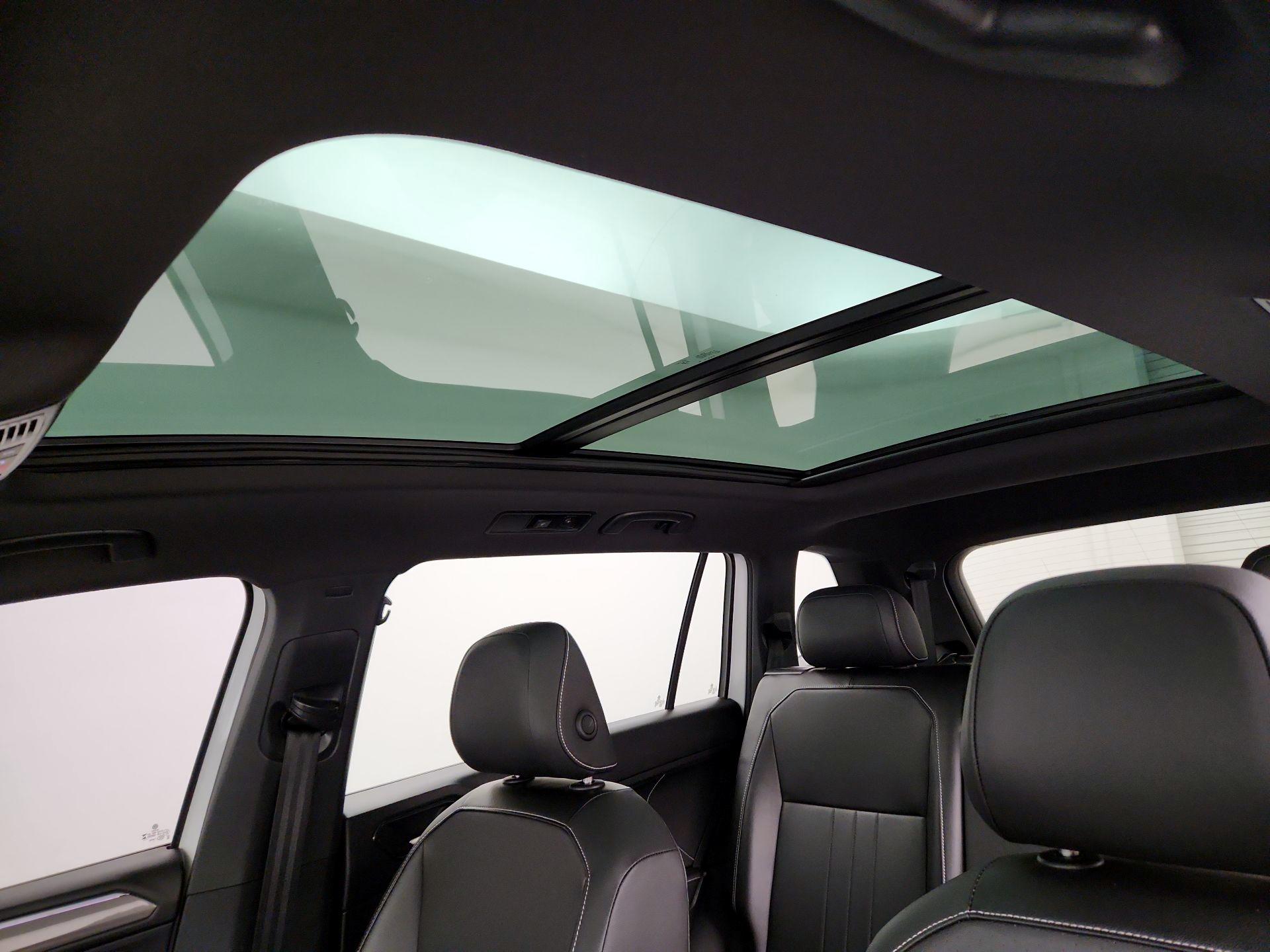 Thumbnail: 2023 Volkswagen Tiguan - 19