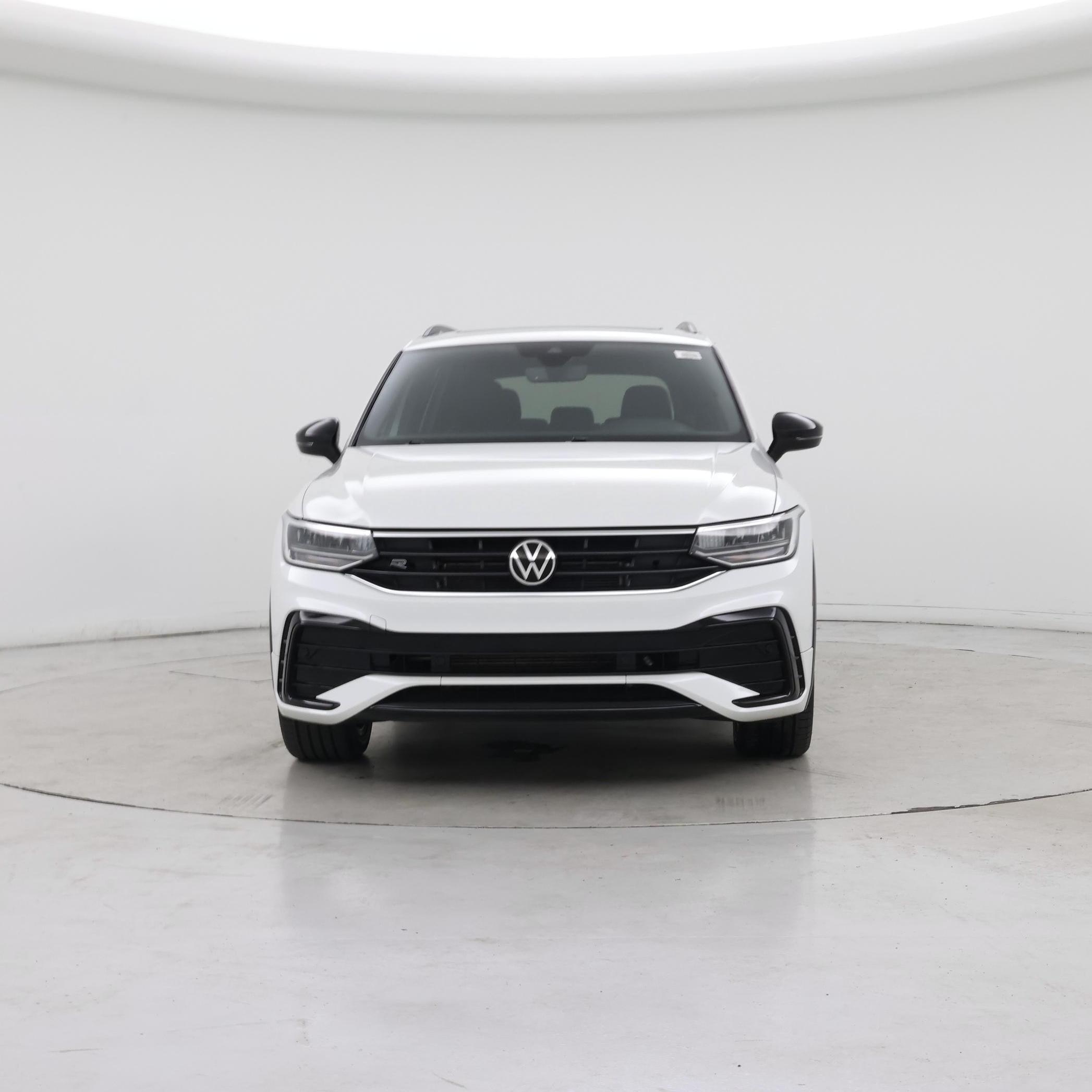 Thumbnail: 2023 Volkswagen Tiguan - 5