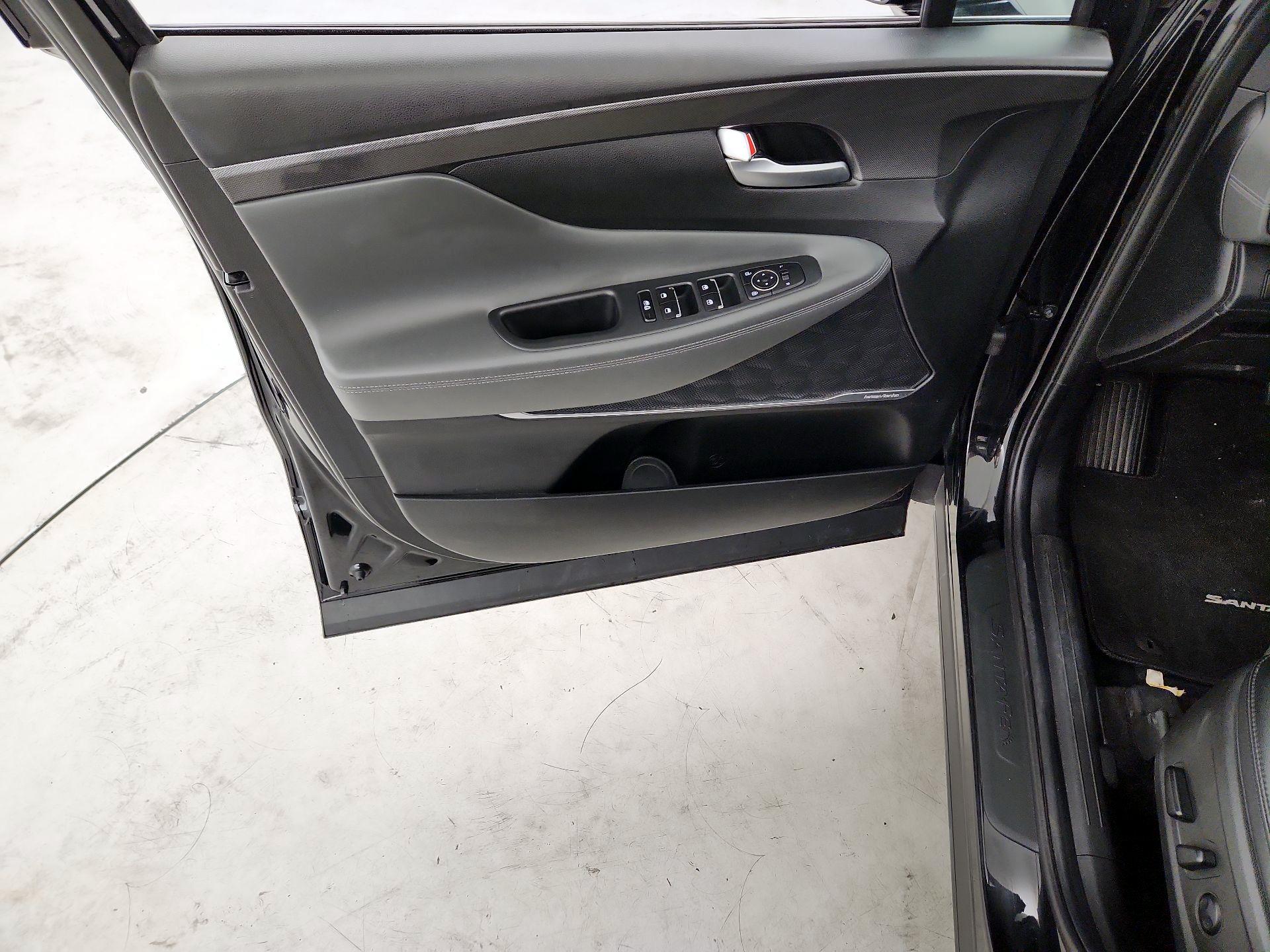 Thumbnail: 2023 Hyundai Santa Fe - 12