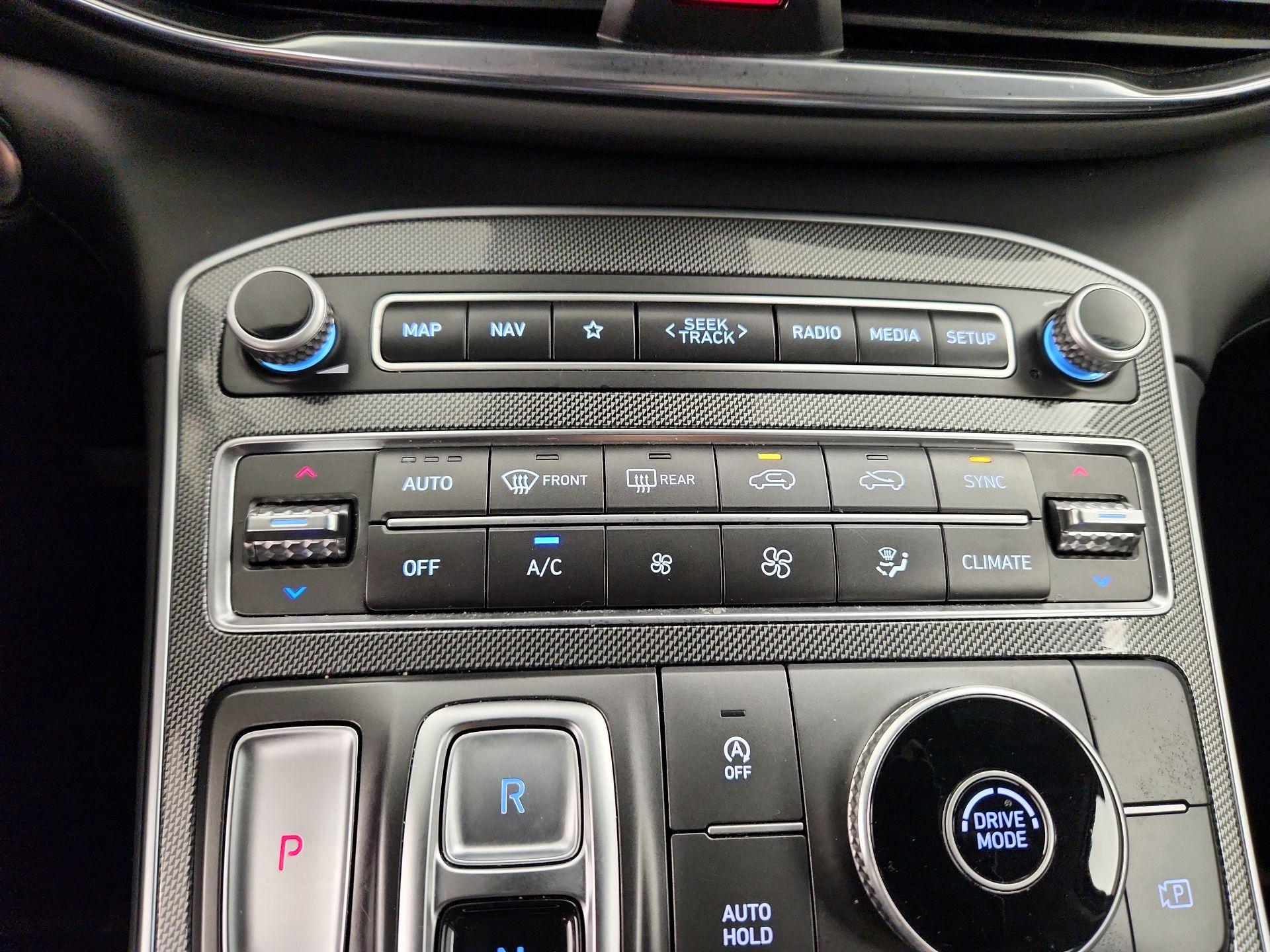 Thumbnail: 2023 Hyundai Santa Fe - 17