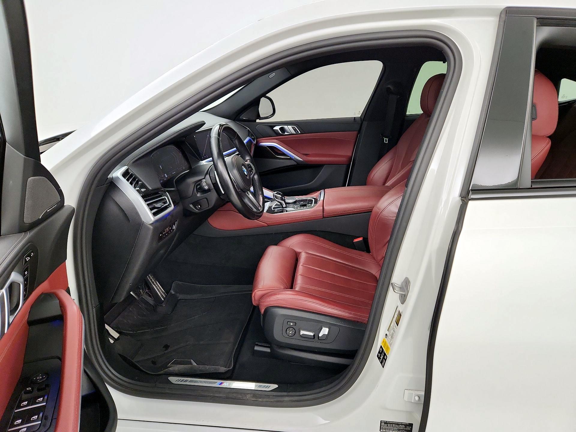 Thumbnail: 2021 BMW X6 - 11