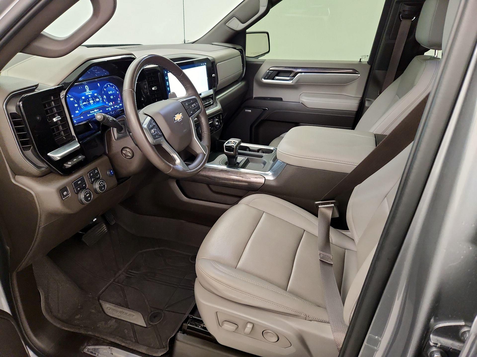 Thumbnail: 2023 Chevrolet Silverado 1500 - 11