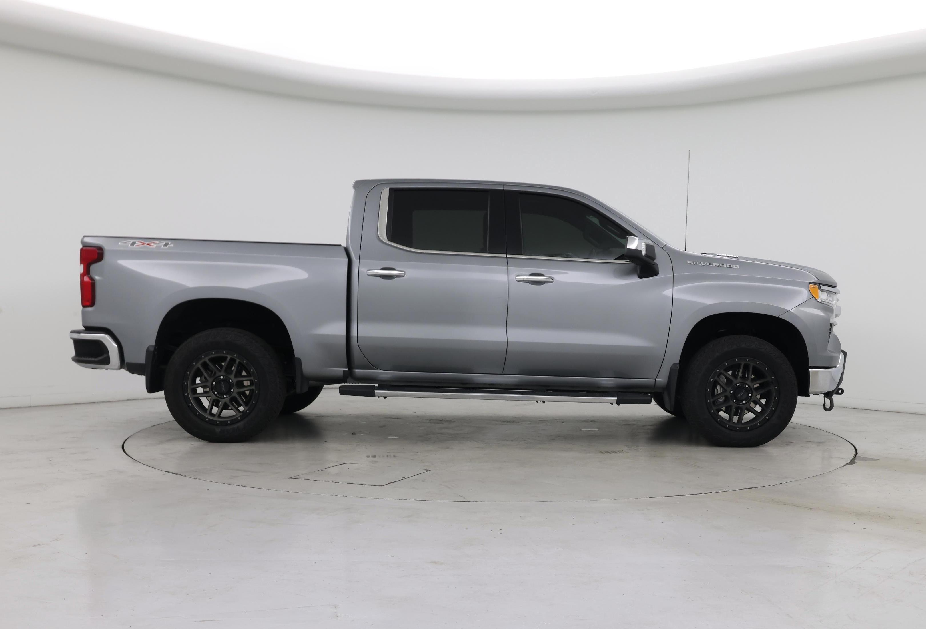 Thumbnail: 2023 Chevrolet Silverado 1500 - 7