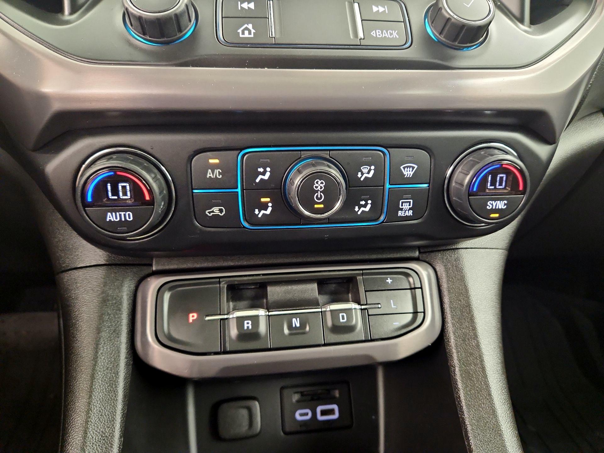 Thumbnail: 2021 GMC Acadia - 17