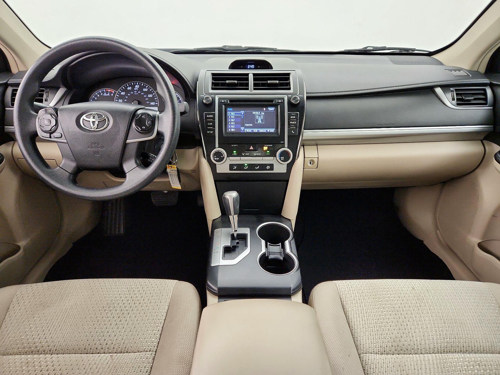Thumbnail: 2014 Toyota Camry - 9