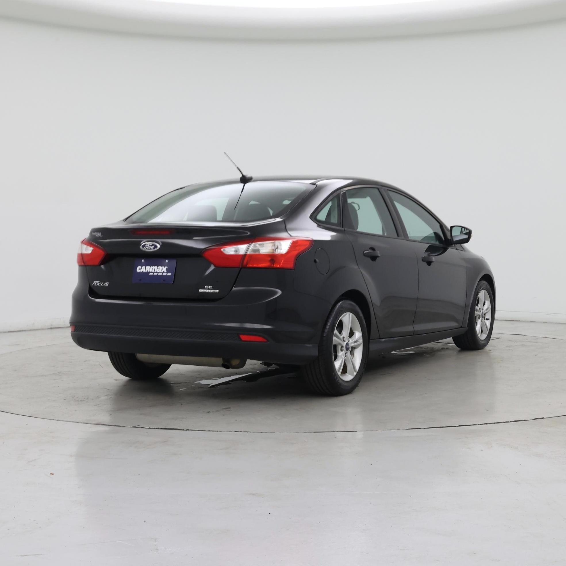 Thumbnail: 2014 Ford Focus - 8