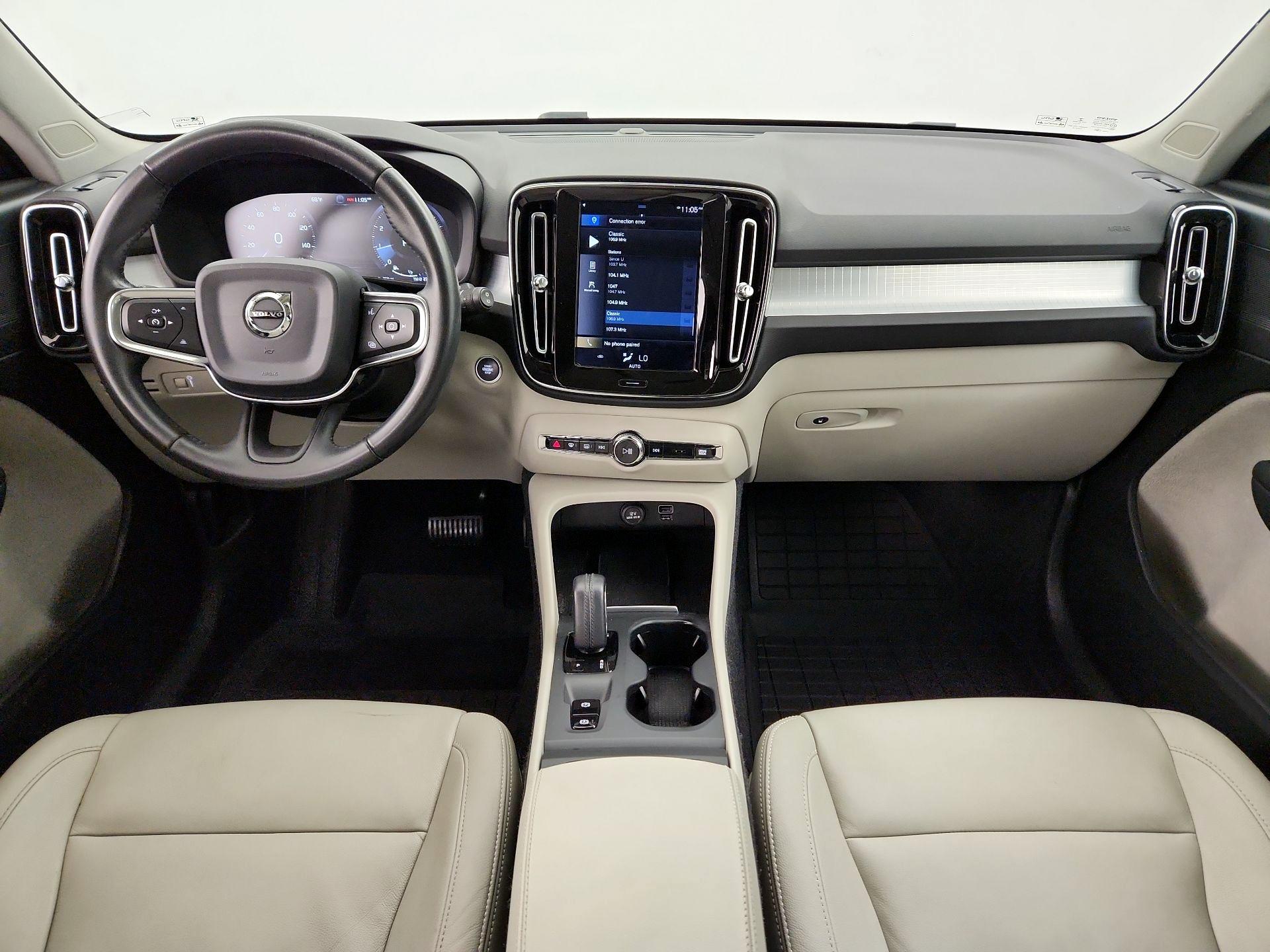 Thumbnail: 2020 Volvo XC40 - 9