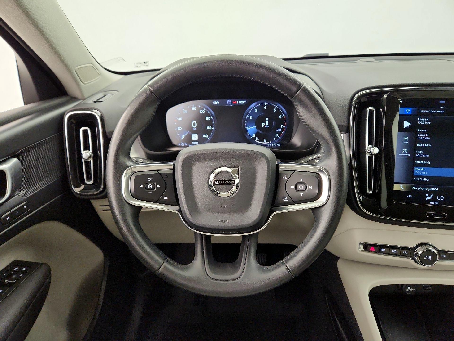 Thumbnail: 2020 Volvo XC40 - 10